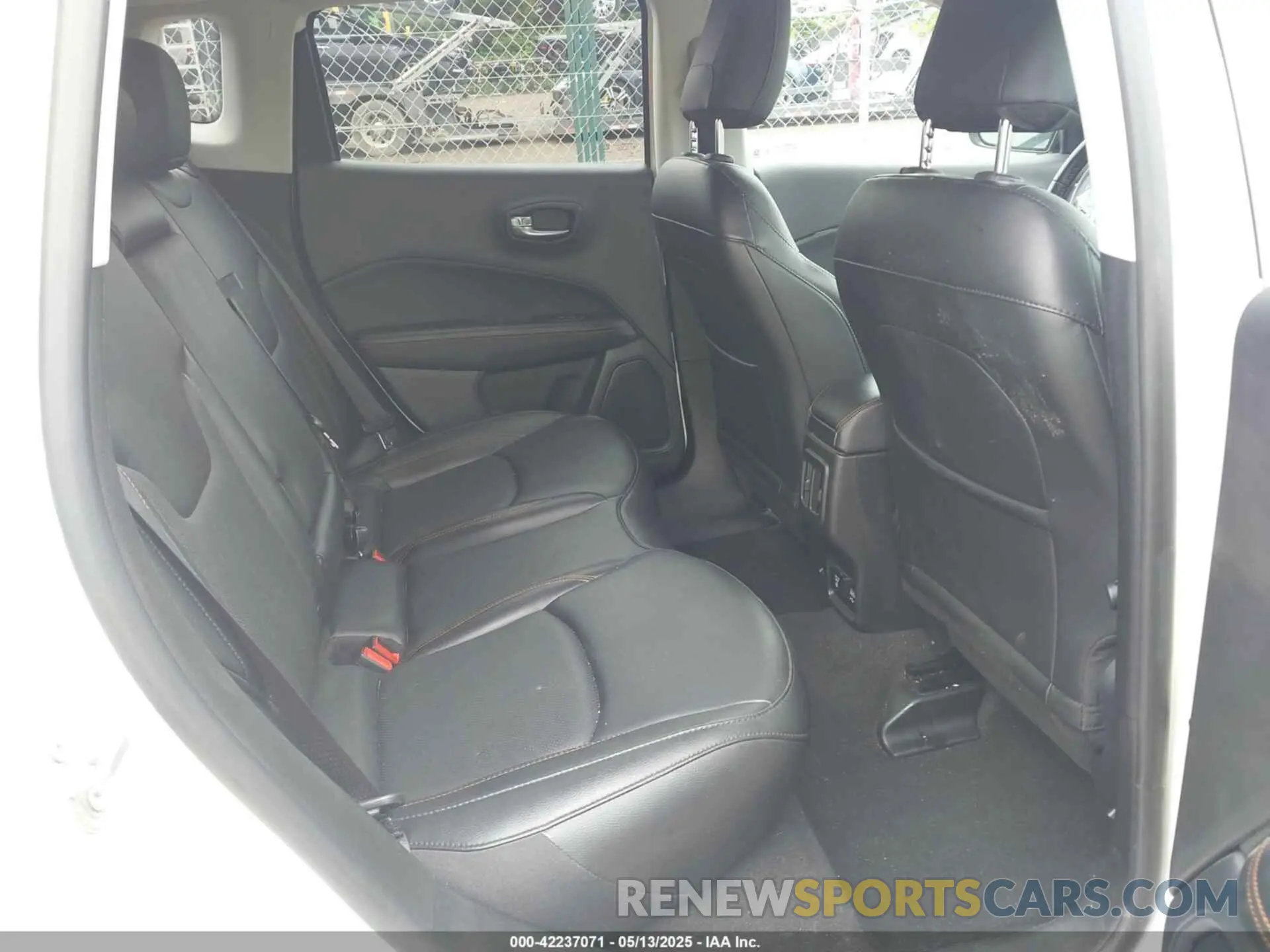 8 fotografías del automóvil dañado 3C4NJDCB6MT503676 JEEP COMPASS 2021