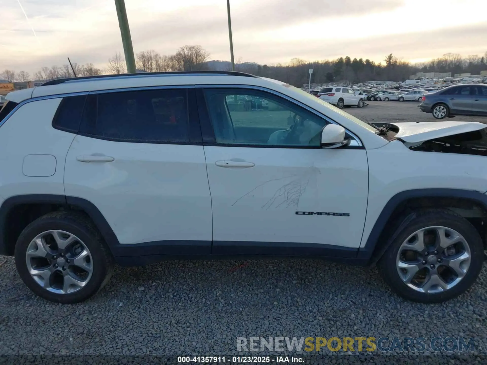 13 fotografías del automóvil dañado 3C4NJDCB6MT519733 JEEP COMPASS 2021