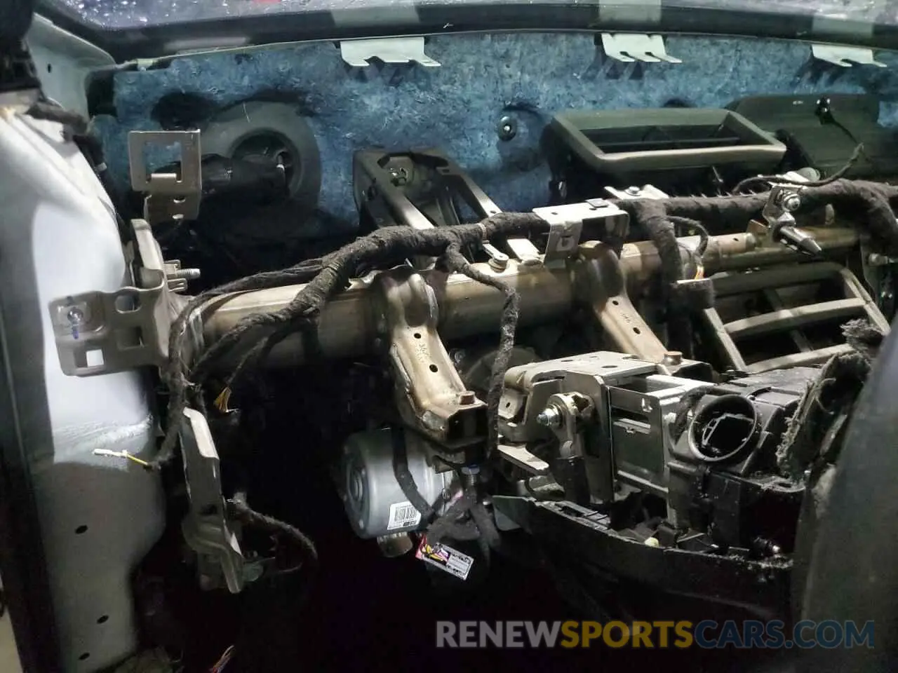 9 fotografías del automóvil dañado 3C4NJDCB6MT568172 JEEP COMPASS 2021