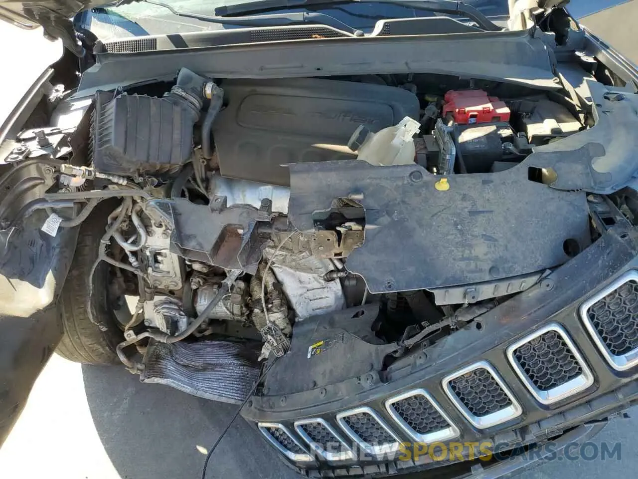 12 fotografías del automóvil dañado 3C4NJDCB6MT604376 JEEP COMPASS 2021