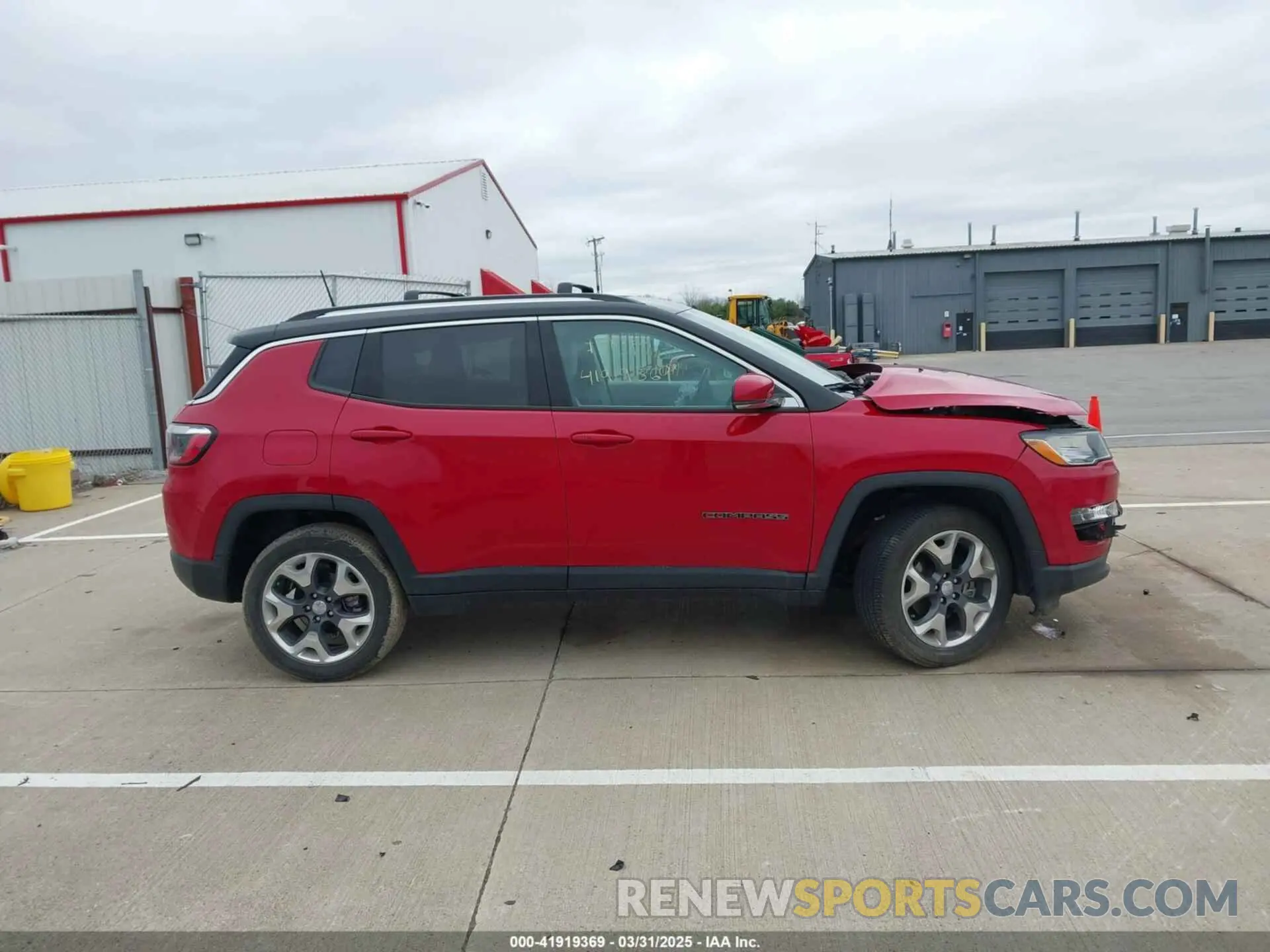 14 fotografías del automóvil dañado 3C4NJDCB7MT555074 JEEP COMPASS 2021
