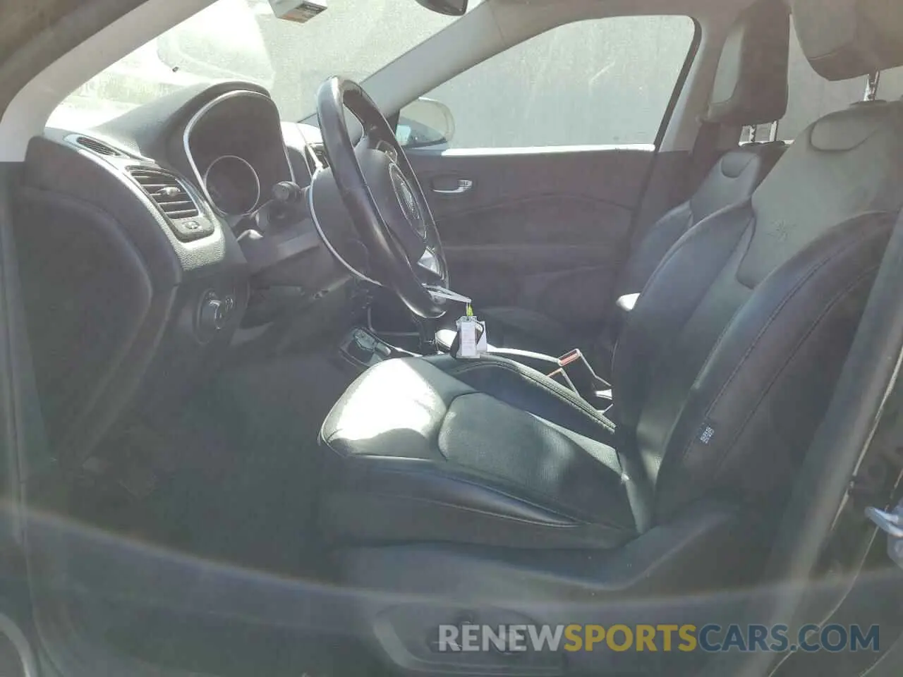 7 fotografías del automóvil dañado 3C4NJDCB9MT589582 JEEP COMPASS 2021