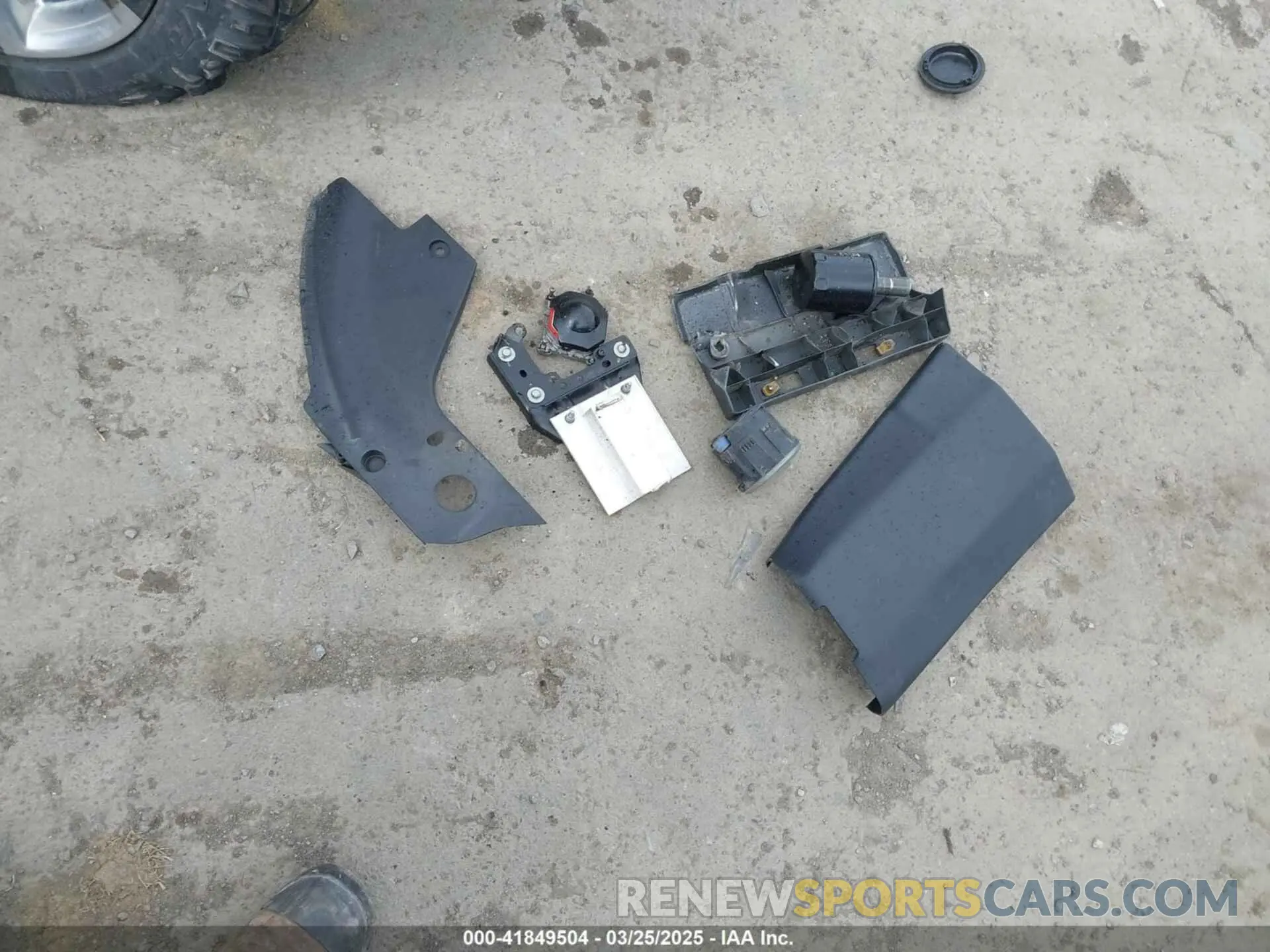 12 fotografías del automóvil dañado 3C4NJDCBXMT536745 JEEP COMPASS 2021