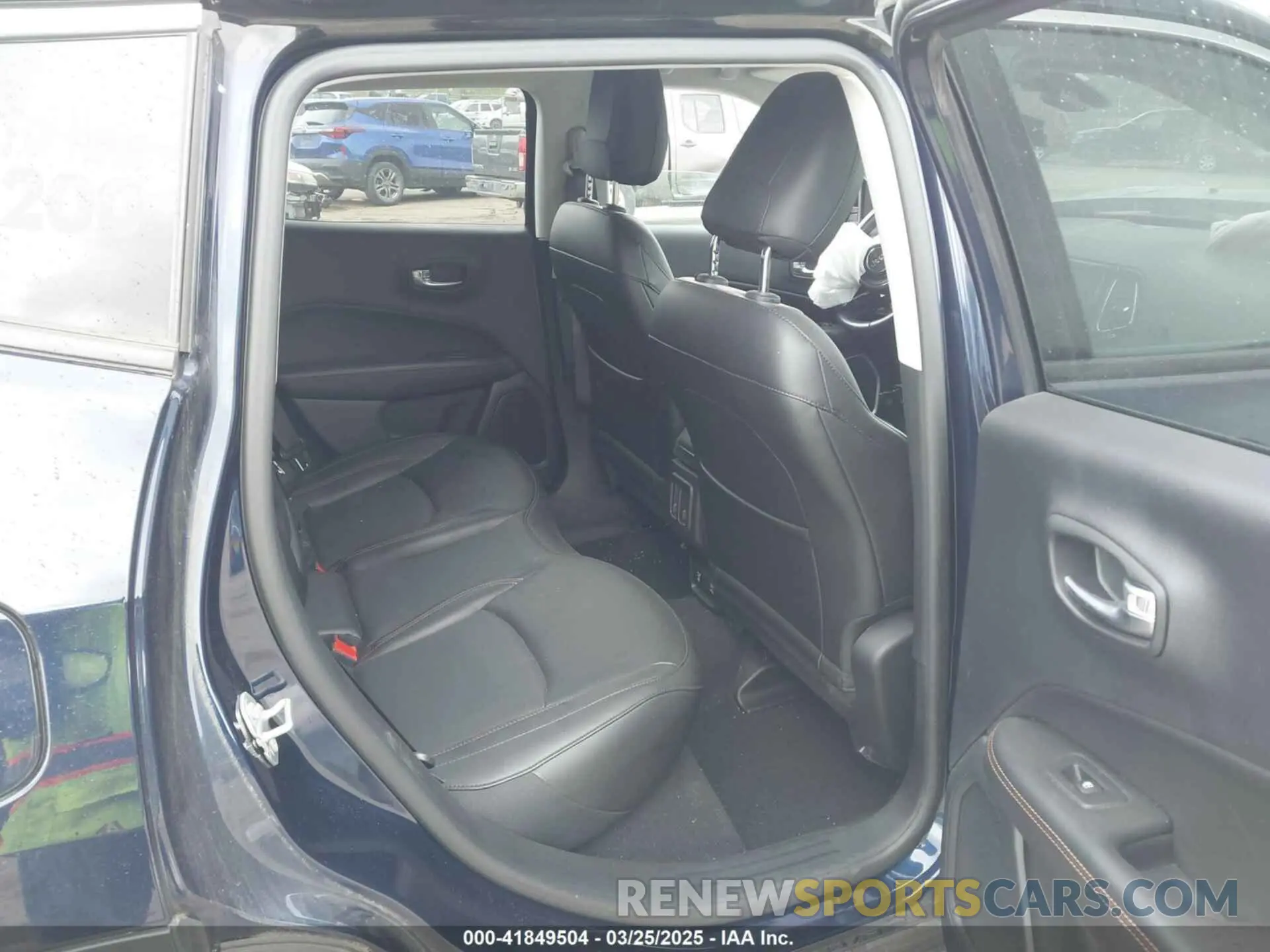 8 fotografías del automóvil dañado 3C4NJDCBXMT536745 JEEP COMPASS 2021