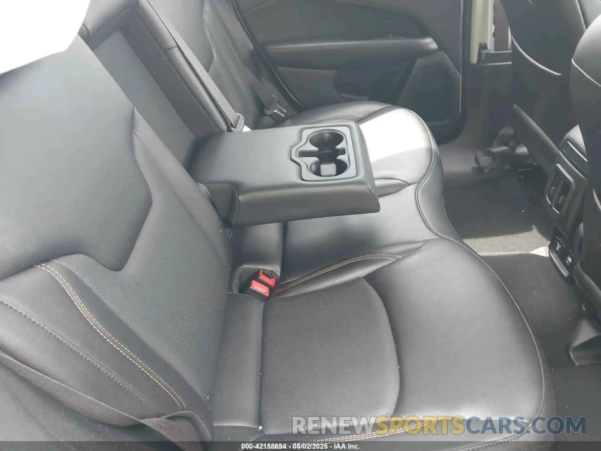 8 fotografías del automóvil dañado 3C4NJDCBXMT576517 JEEP COMPASS 2021