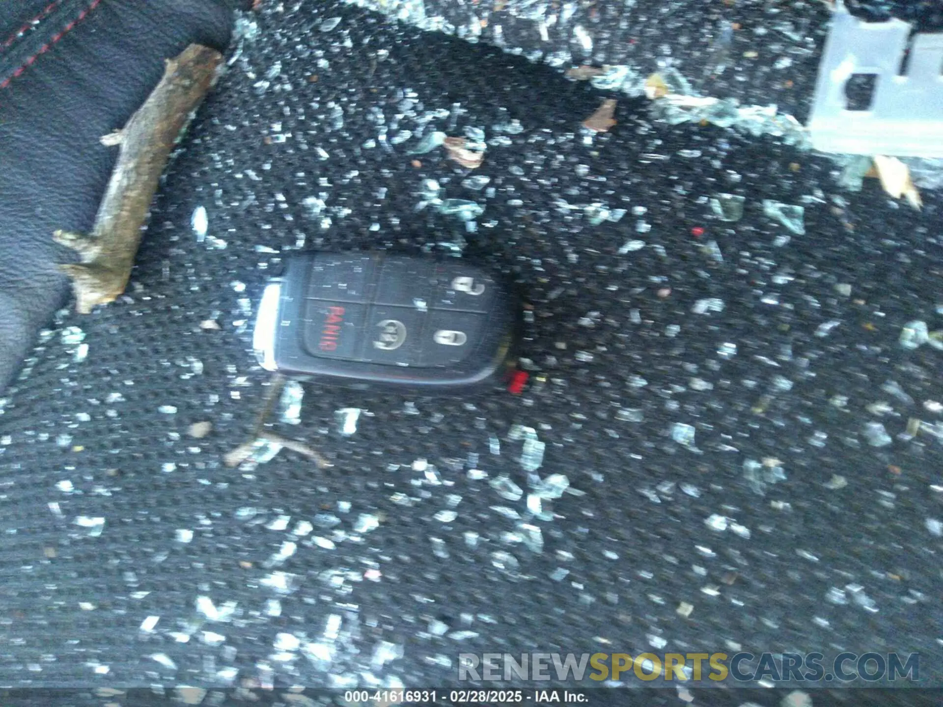 11 fotografías del automóvil dañado 3C4NJDDB1MT547924 JEEP COMPASS 2021