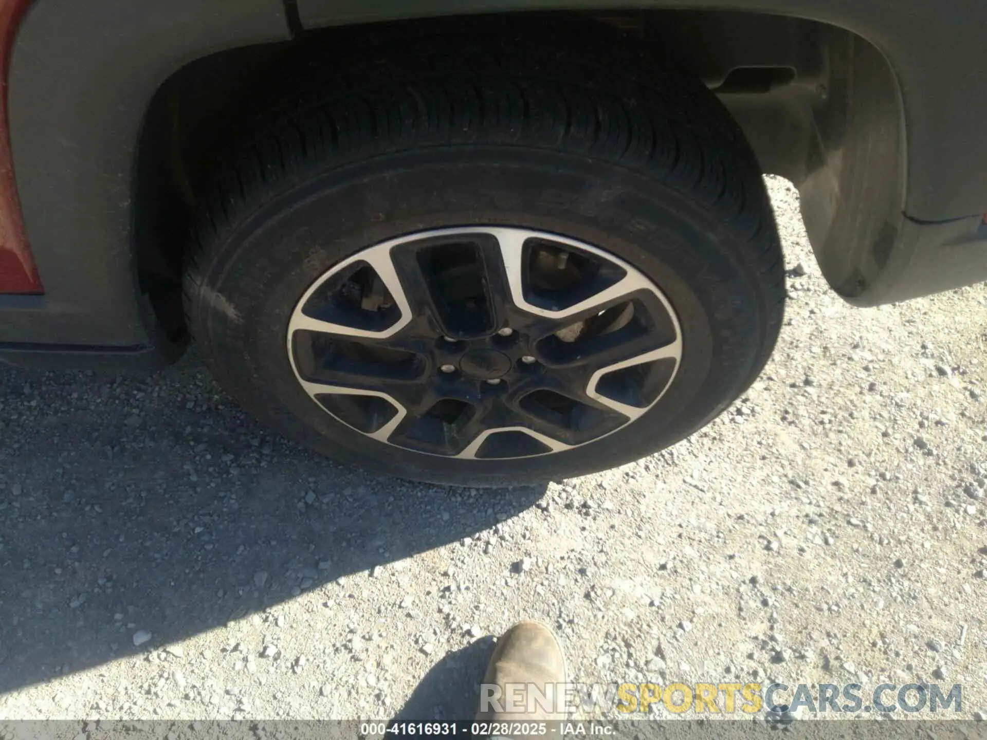 12 fotografías del automóvil dañado 3C4NJDDB1MT547924 JEEP COMPASS 2021