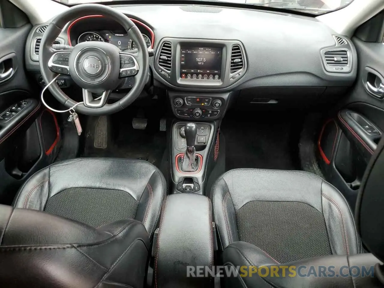 8 fotografías del automóvil dañado 3C4NJDDB4MT564801 JEEP COMPASS 2021