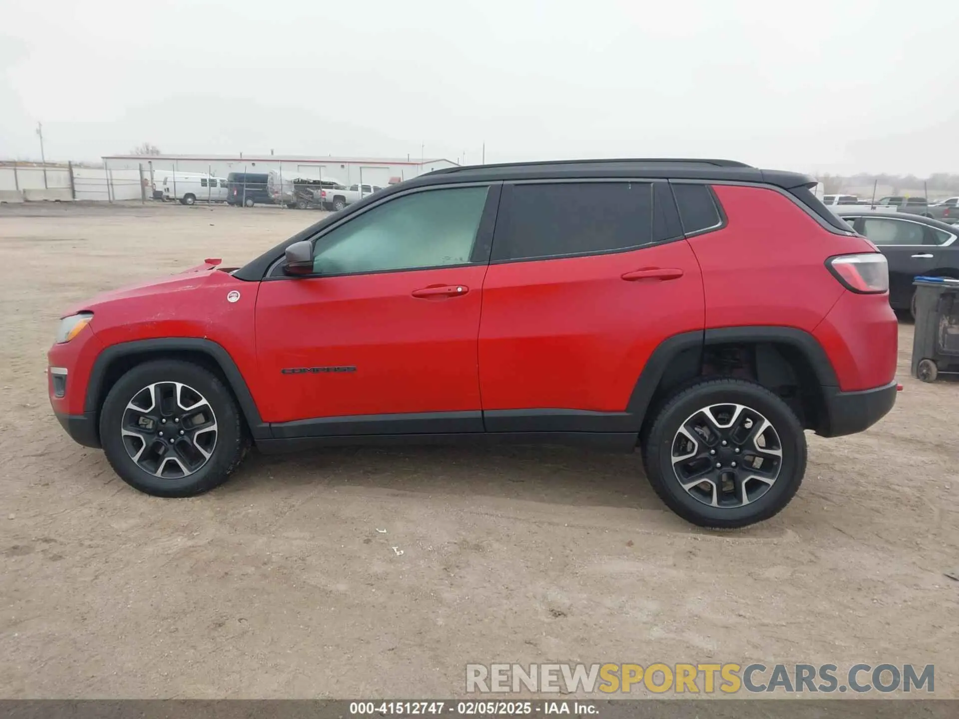 14 fotografías del automóvil dañado 3C4NJDDB5MT589965 JEEP COMPASS 2021