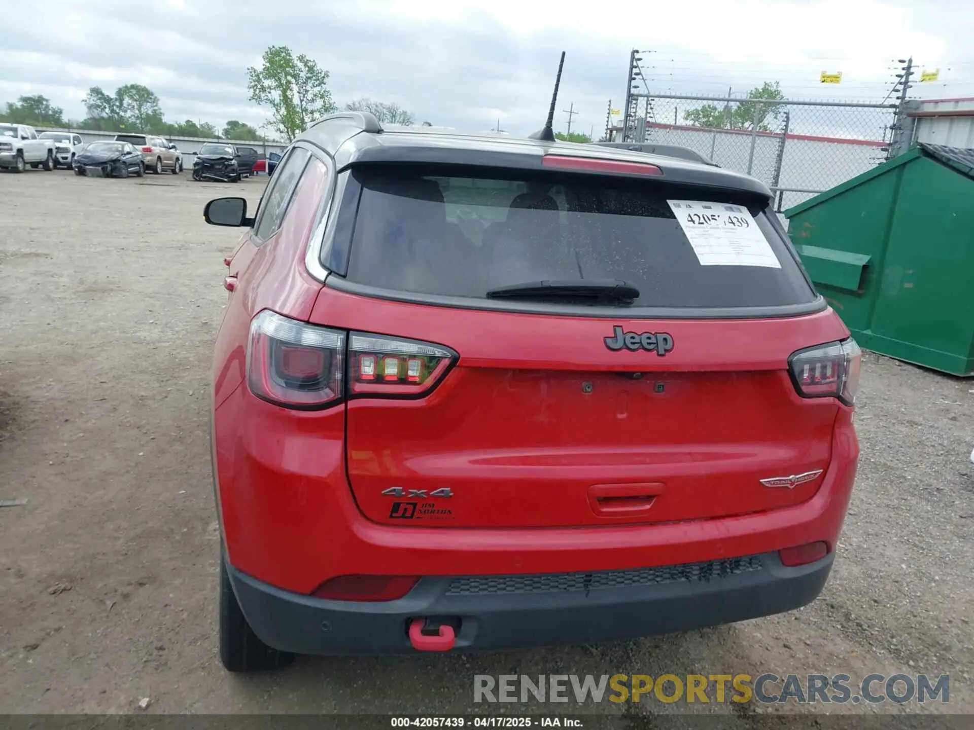 17 fotografías del automóvil dañado 3C4NJDDB6MT574374 JEEP COMPASS 2021