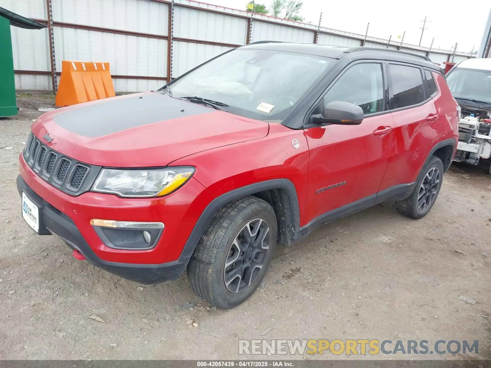 2 fotografías del automóvil dañado 3C4NJDDB6MT574374 JEEP COMPASS 2021
