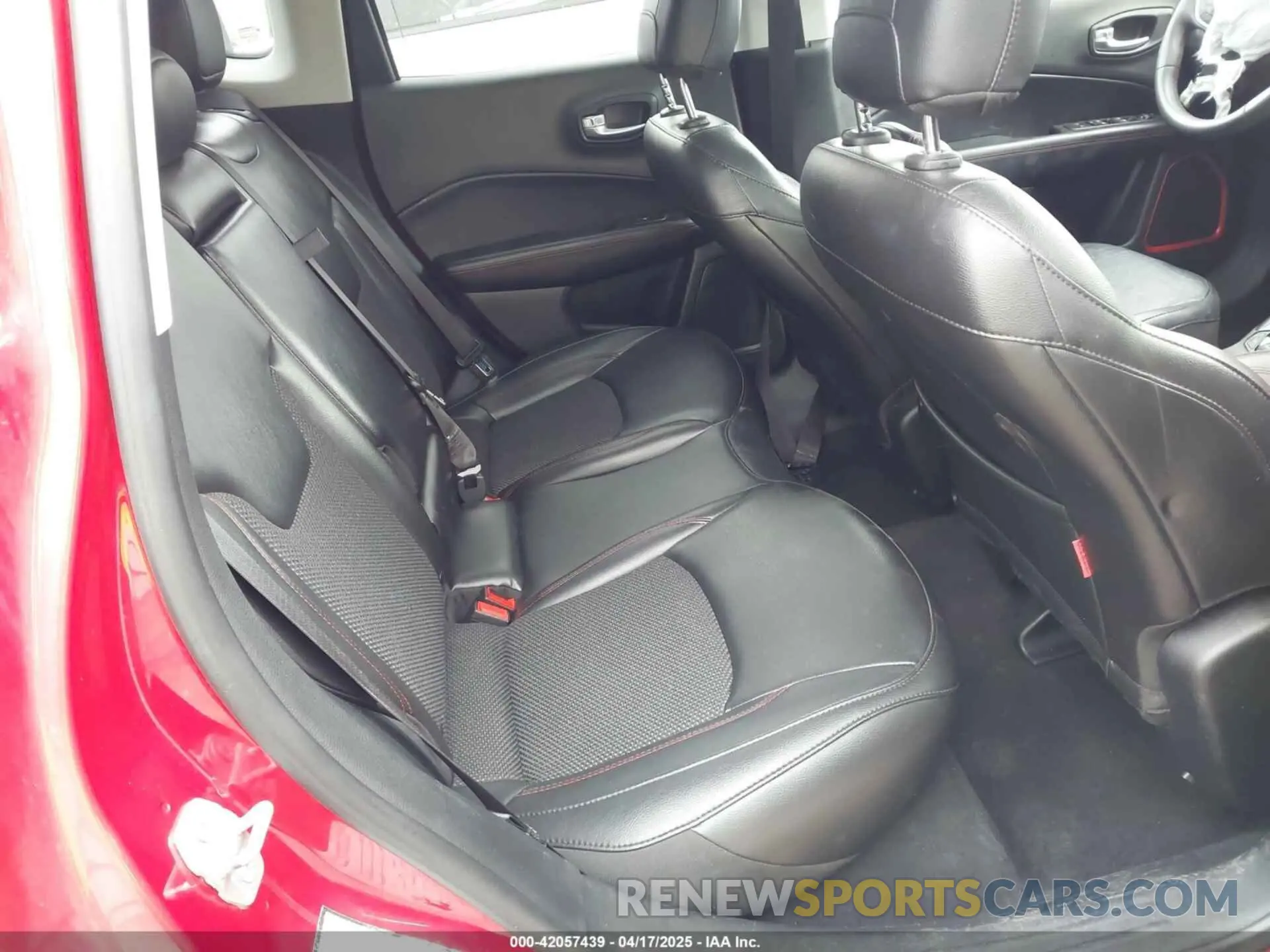 8 fotografías del automóvil dañado 3C4NJDDB6MT574374 JEEP COMPASS 2021
