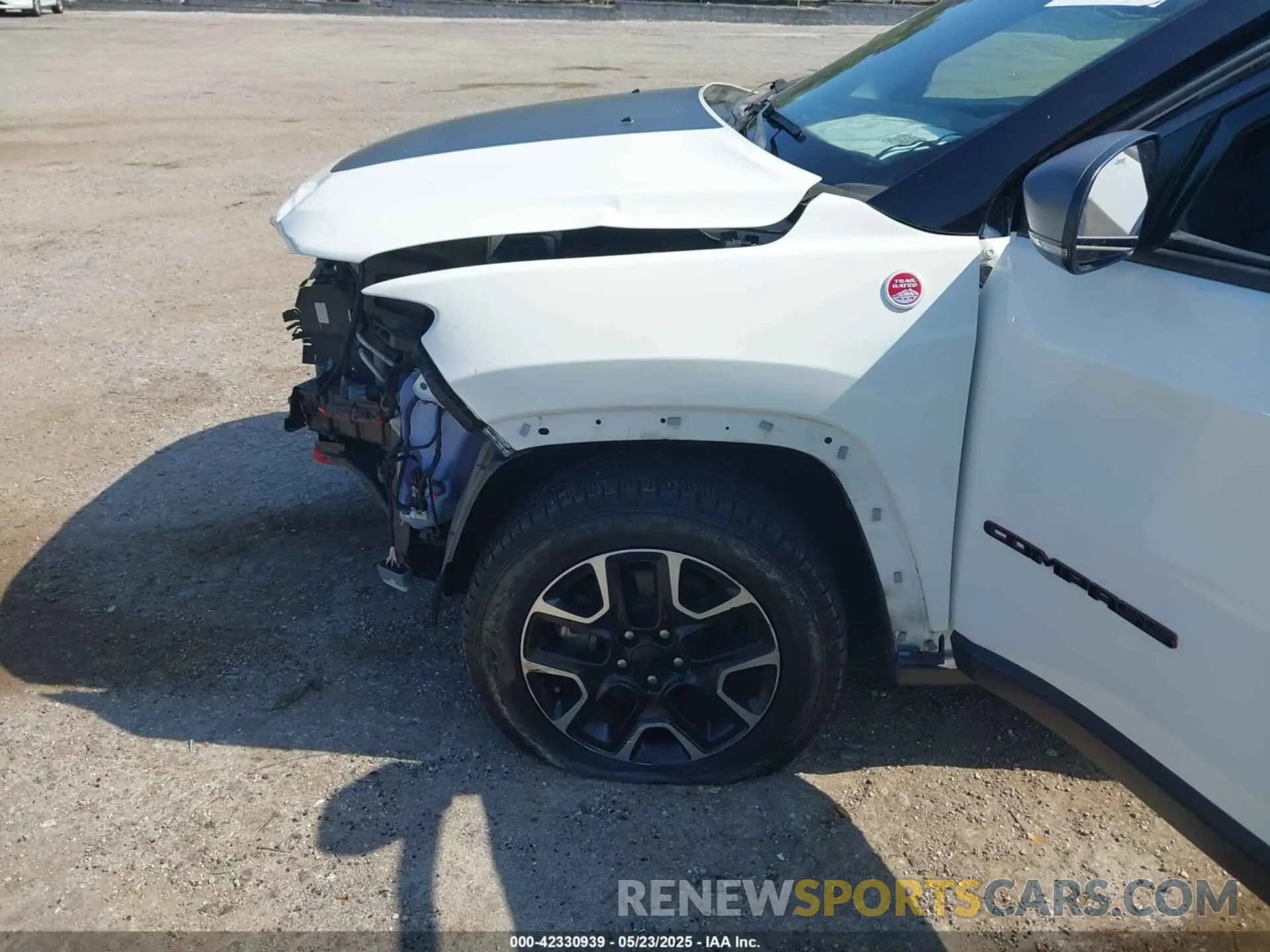 6 fotografías del automóvil dañado 3C4NJDDB7MT564467 JEEP COMPASS 2021