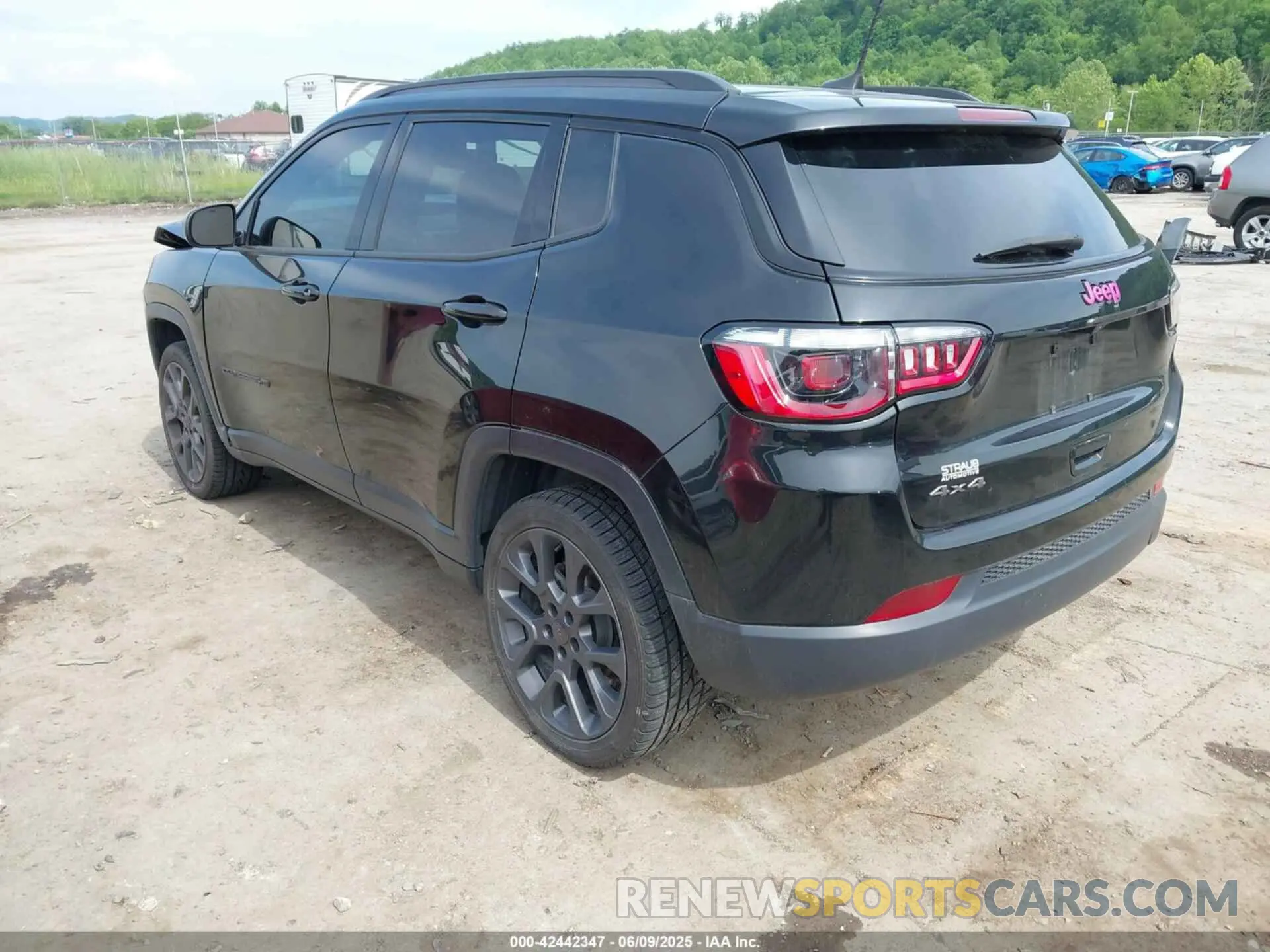 3 fotografías del automóvil dañado 3C4NJDEB0MT548139 JEEP COMPASS 2021