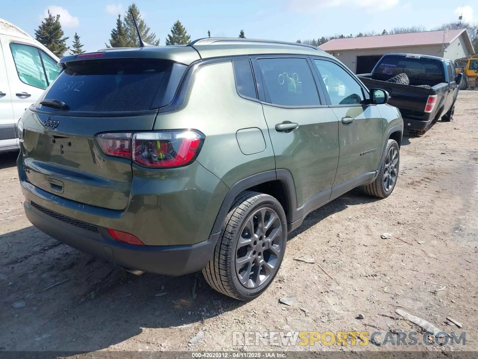 4 fotografías del automóvil dañado 3C4NJDEB2MT560454 JEEP COMPASS 2021