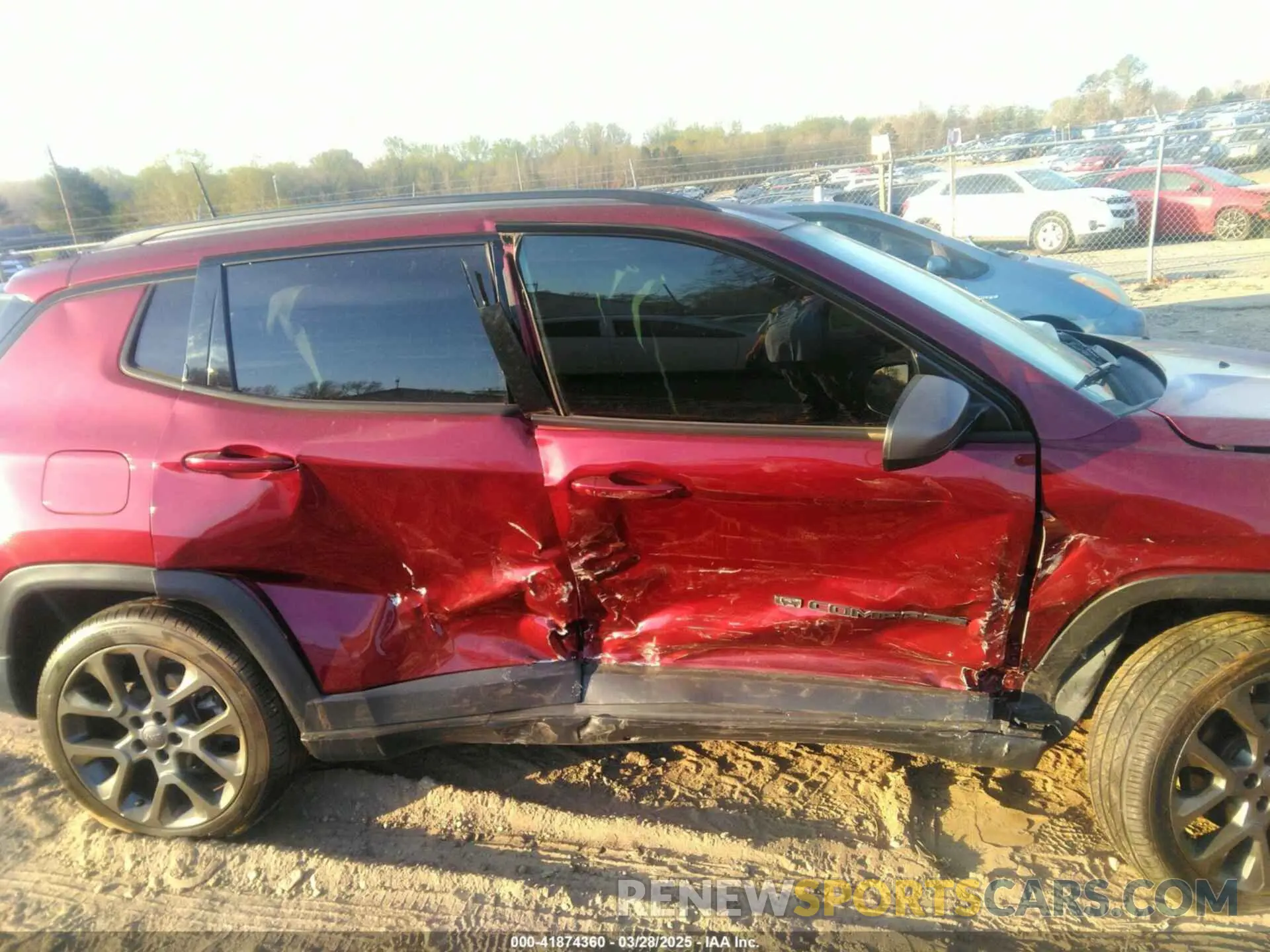 13 fotografías del automóvil dañado 3C4NJDEB2MT595656 JEEP COMPASS 2021