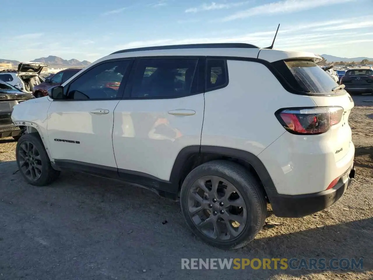 2 fotografías del automóvil dañado 3C4NJDEB4MT549424 JEEP COMPASS 2021