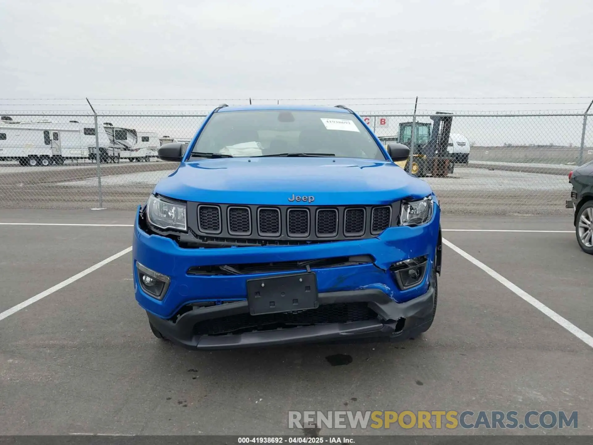 12 fotografías del automóvil dañado 3C4NJDEB5MT529070 JEEP COMPASS 2021