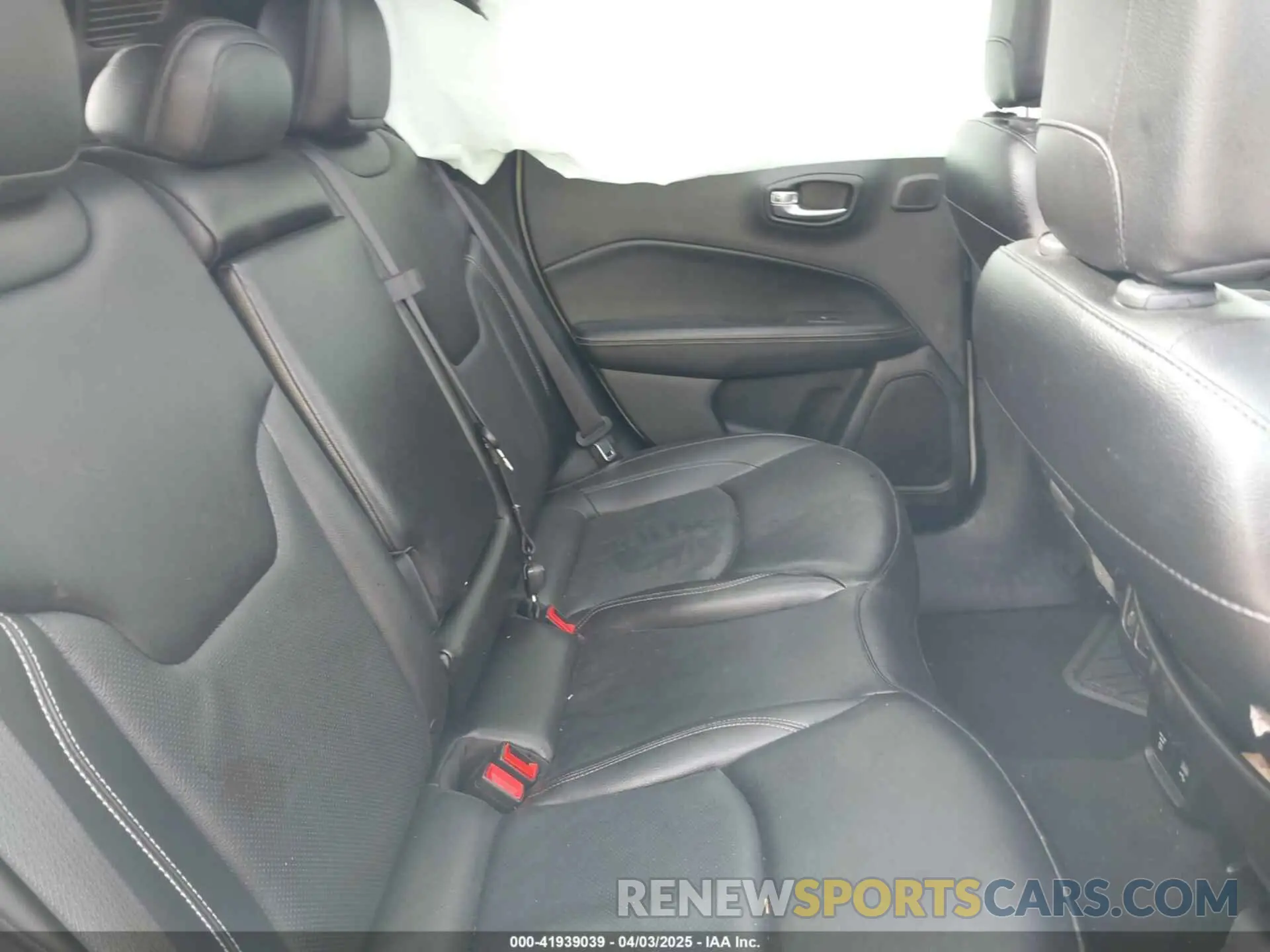 8 fotografías del automóvil dañado 3C4NJDEB5MT596218 JEEP COMPASS 2021