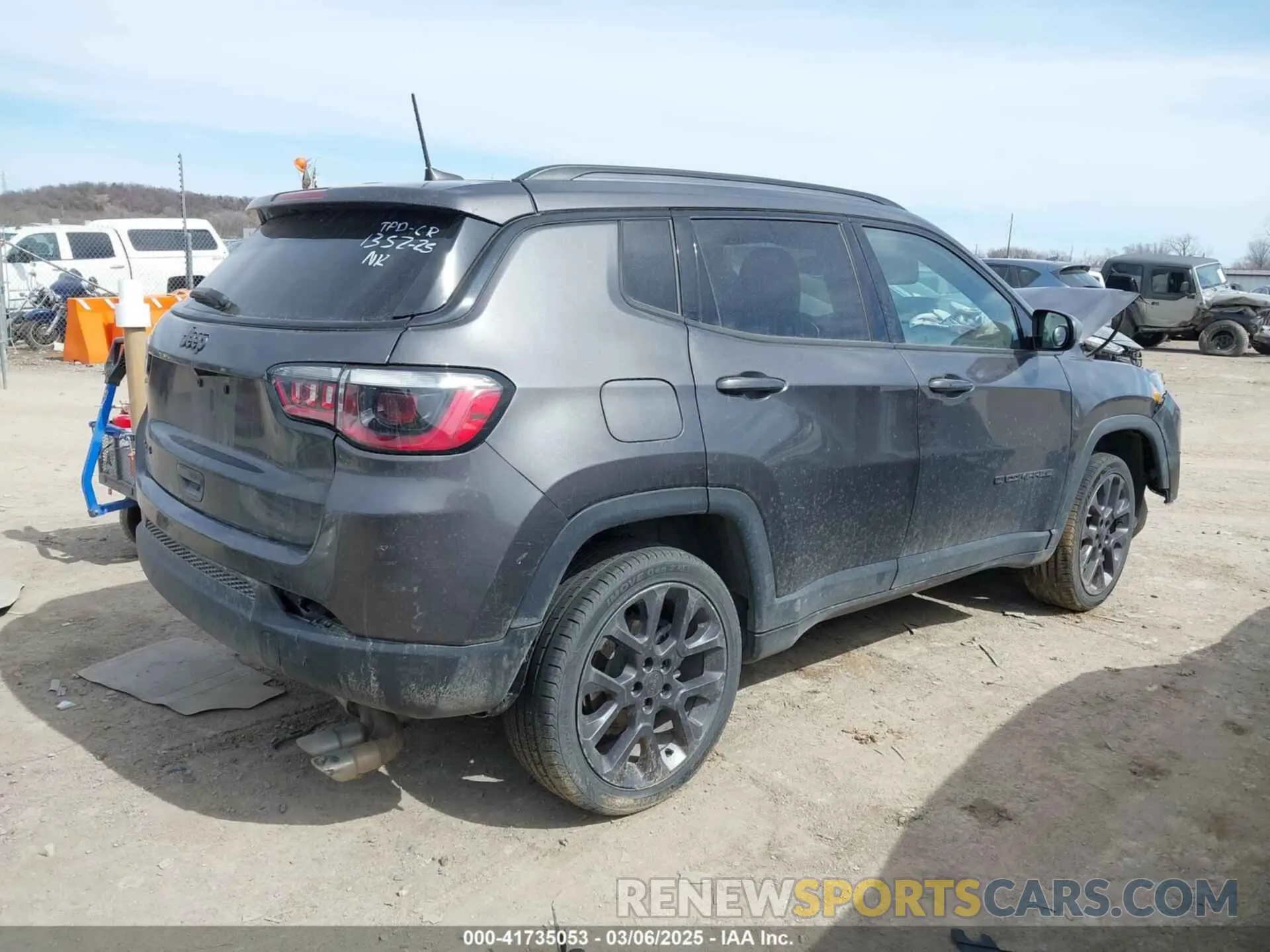4 fotografías del automóvil dañado 3C4NJDEB7MT595359 JEEP COMPASS 2021