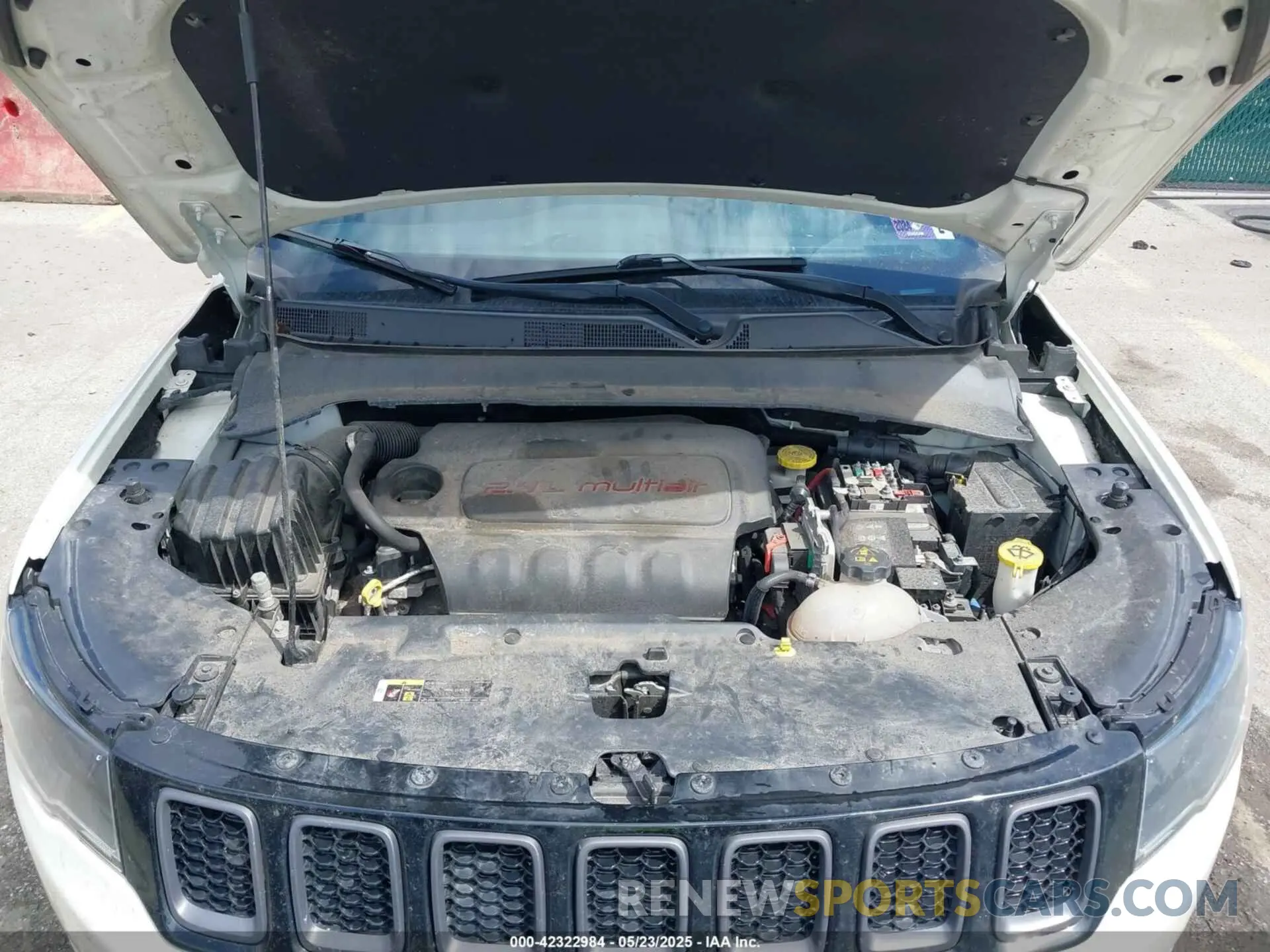 10 fotografías del automóvil dañado 3C4NJDEB9MT516631 JEEP COMPASS 2021
