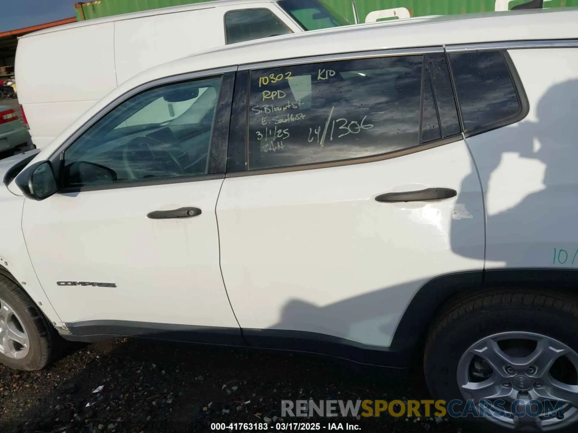15 fotografías del automóvil dañado 3C4NJCAB4NT121306 JEEP COMPASS 2022