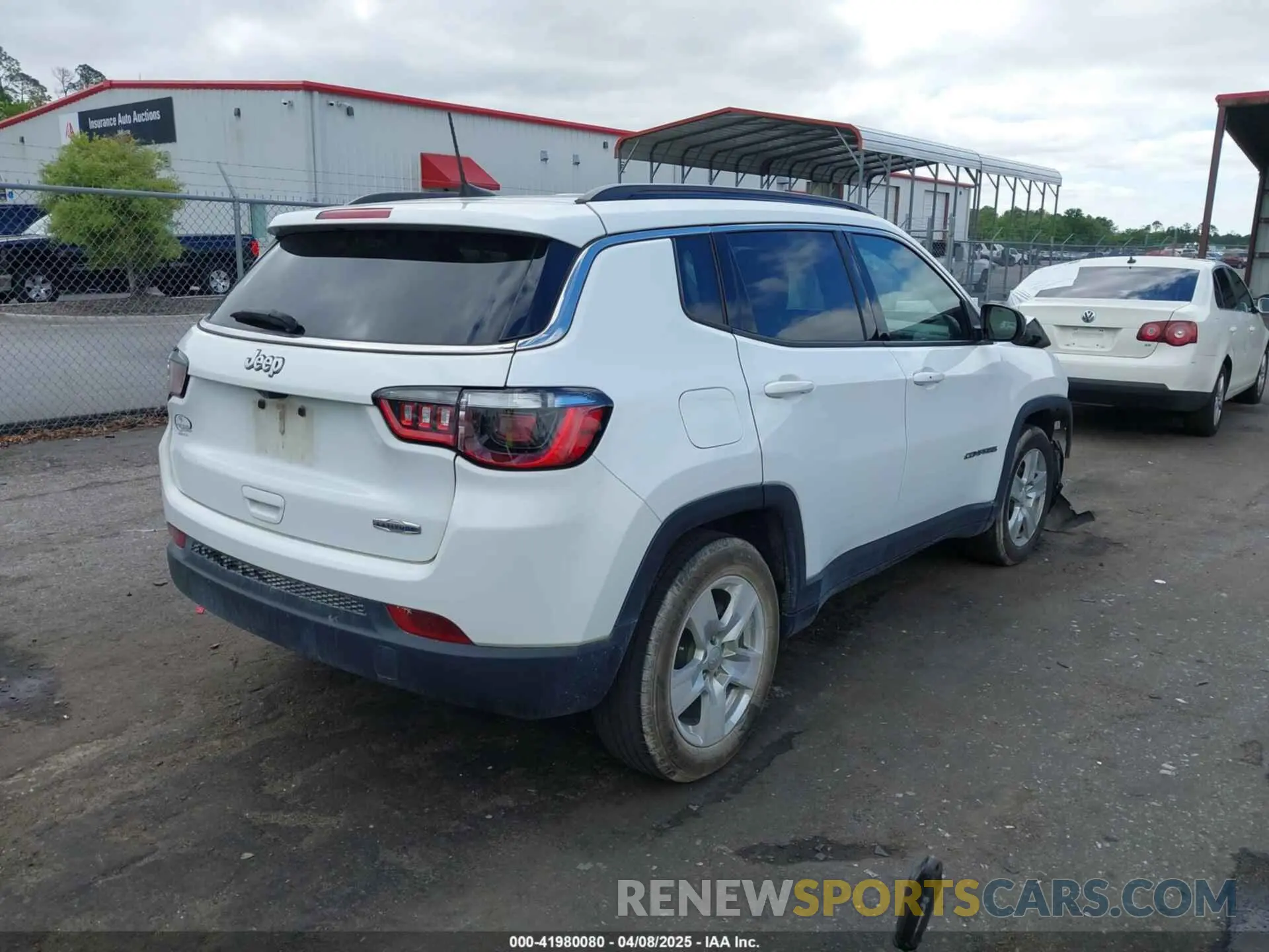 4 fotografías del automóvil dañado 3C4NJCBB0NT140031 JEEP COMPASS 2022