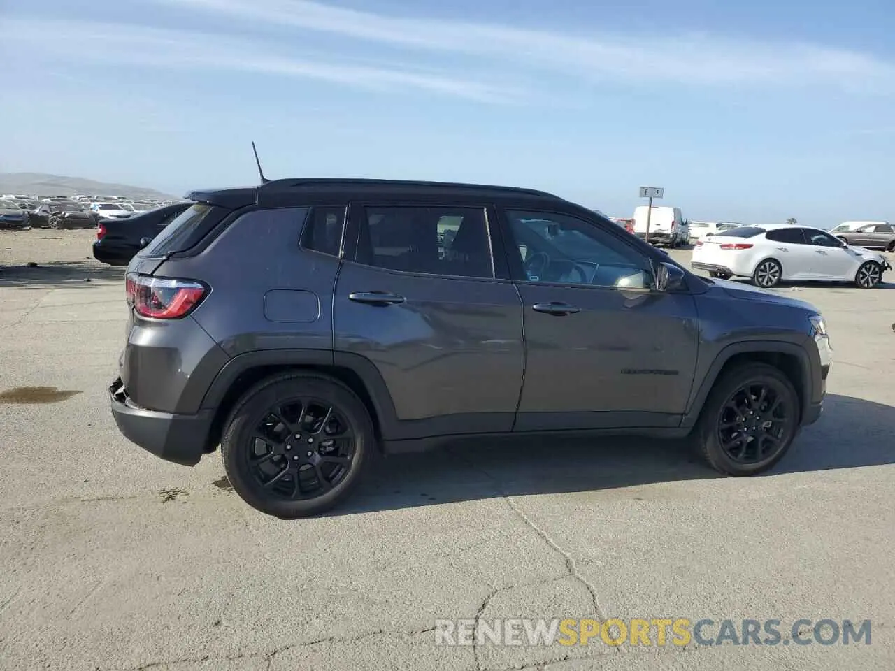 3 fotografías del automóvil dañado 3C4NJCBB0NT187625 JEEP COMPASS 2022