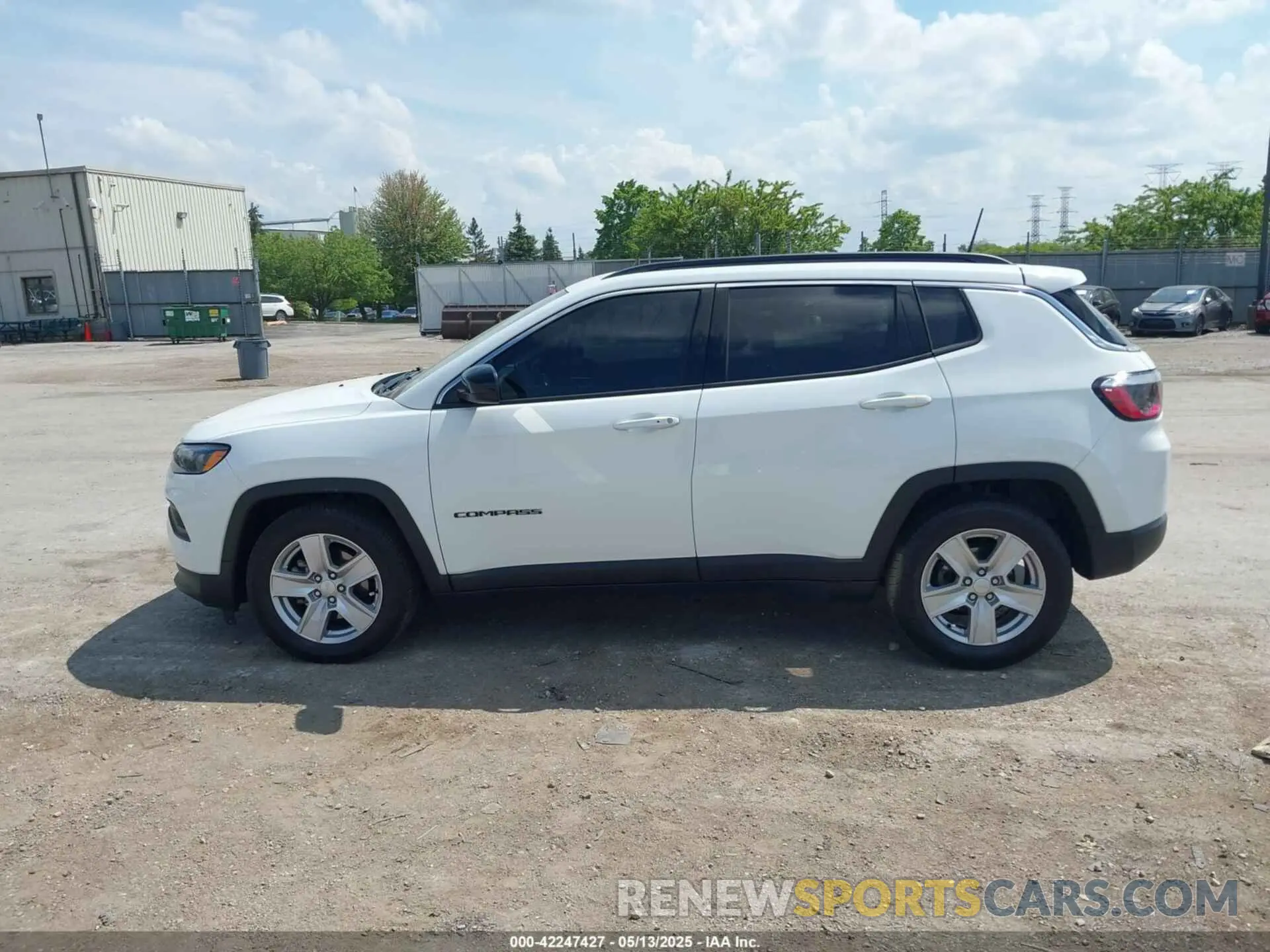 14 fotografías del automóvil dañado 3C4NJCBB0NT189262 JEEP COMPASS 2022
