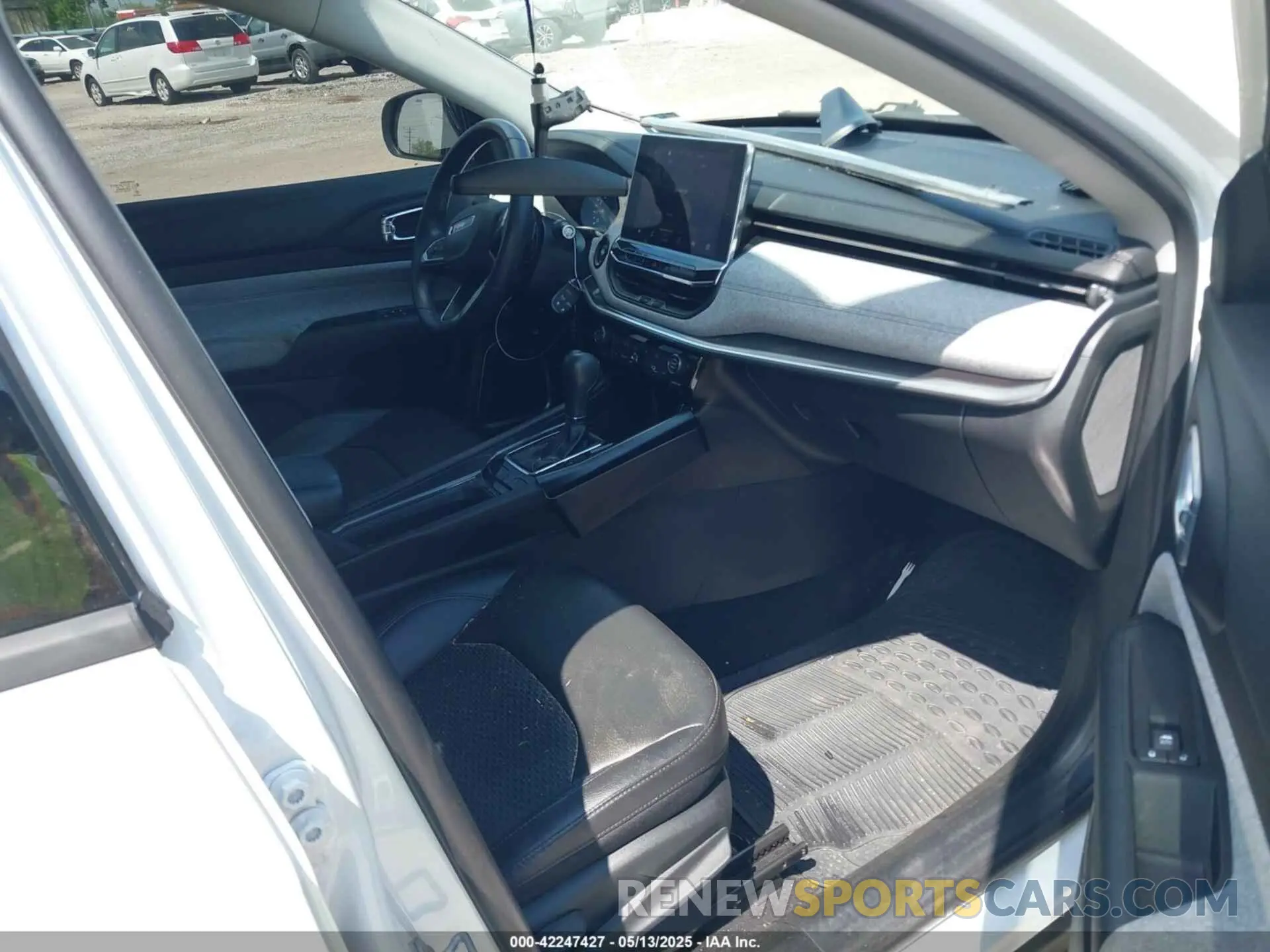5 fotografías del automóvil dañado 3C4NJCBB0NT189262 JEEP COMPASS 2022