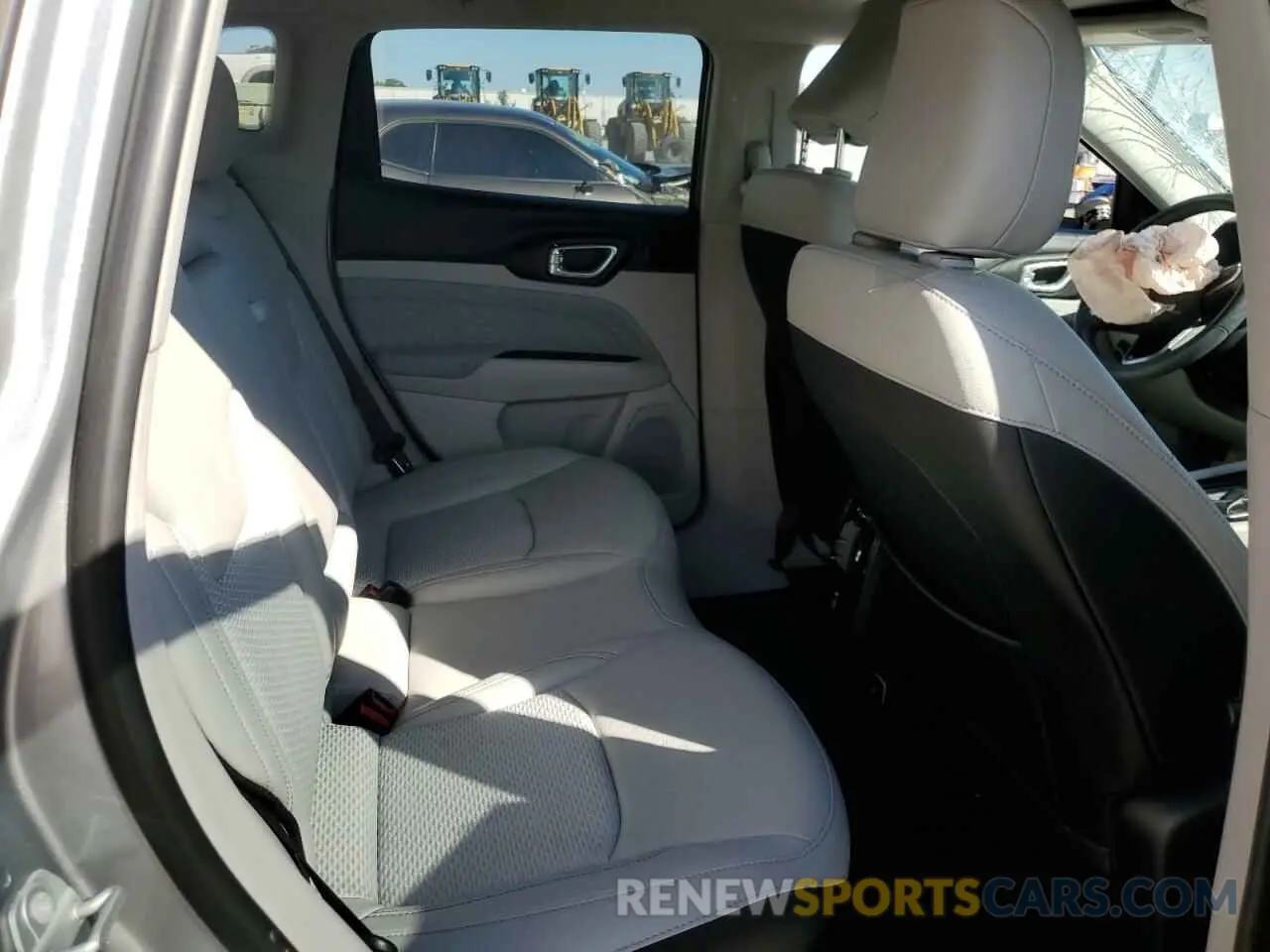 12 fotografías del automóvil dañado 3C4NJCBB0NT192422 JEEP COMPASS 2022