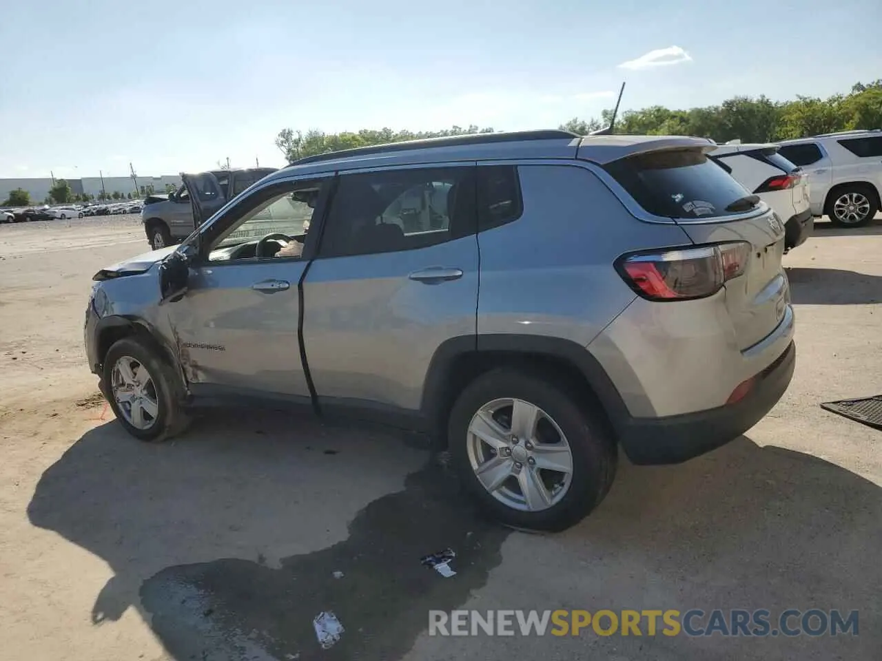2 fotografías del automóvil dañado 3C4NJCBB0NT192422 JEEP COMPASS 2022