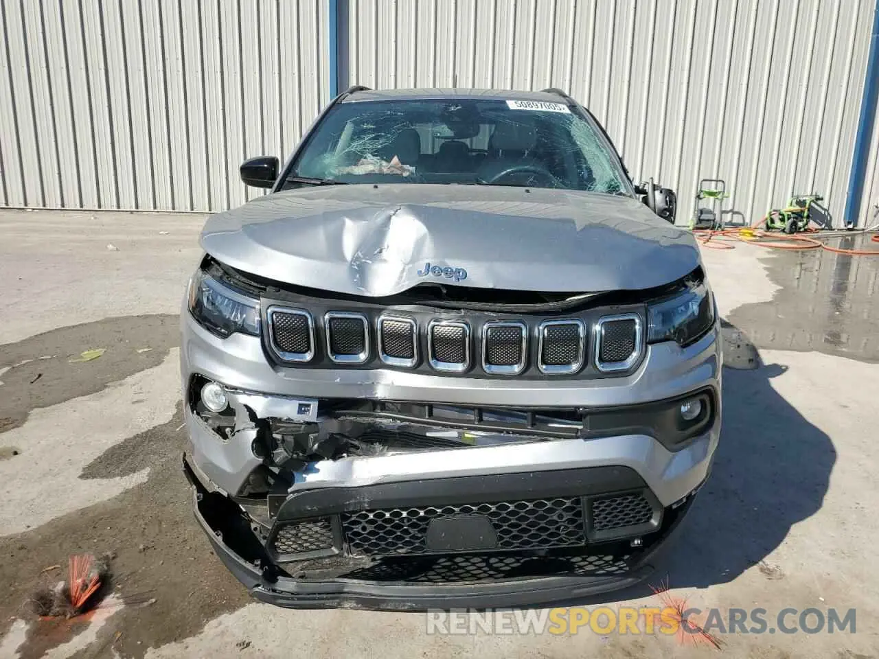 5 fotografías del automóvil dañado 3C4NJCBB0NT192422 JEEP COMPASS 2022