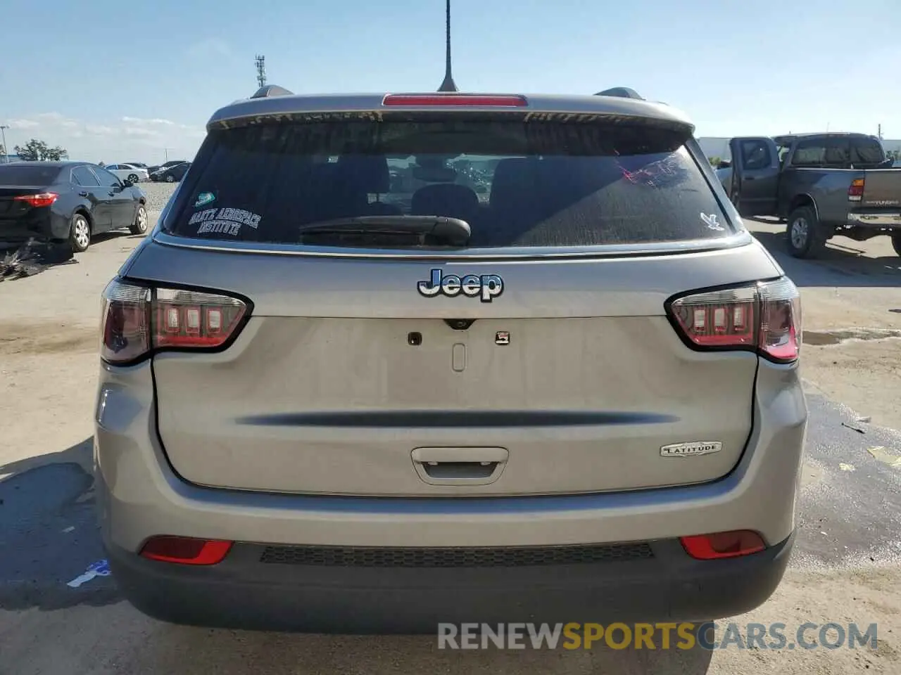 6 fotografías del automóvil dañado 3C4NJCBB0NT192422 JEEP COMPASS 2022