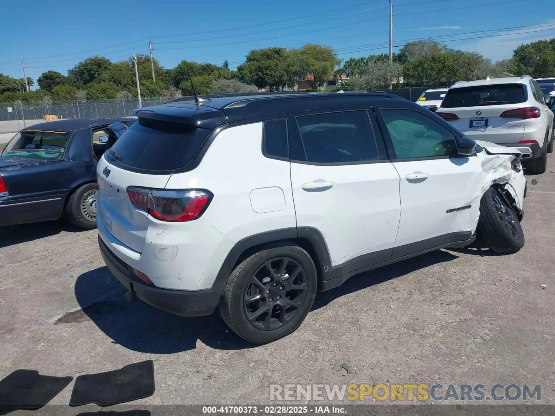 4 fotografías del automóvil dañado 3C4NJCBB0NT235267 JEEP COMPASS 2022