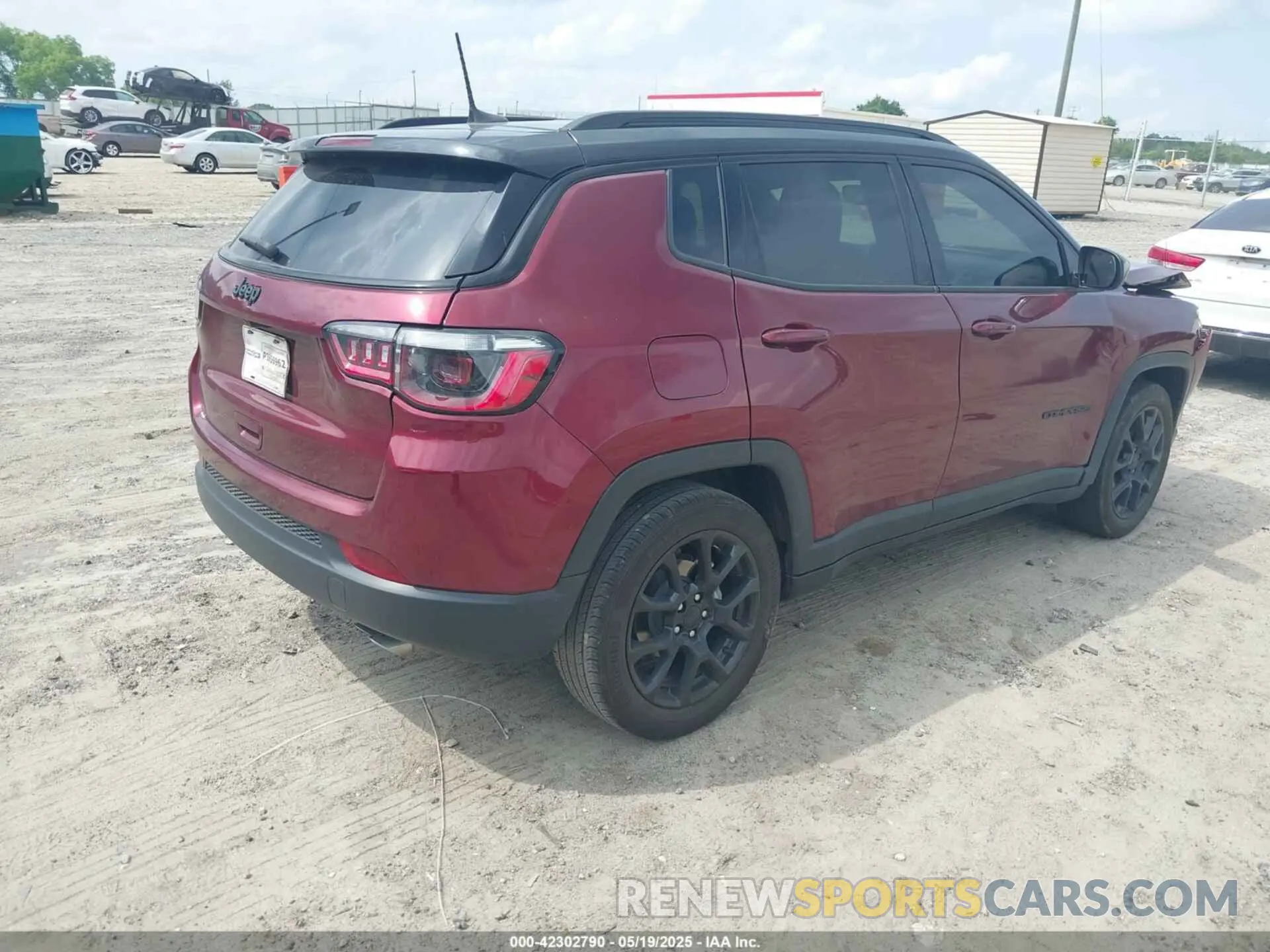 4 fotografías del automóvil dañado 3C4NJCBB2NT210970 JEEP COMPASS 2022