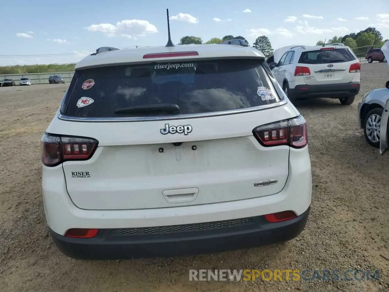 6 fotografías del automóvil dañado 3C4NJCBB2NT234332 JEEP COMPASS 2022