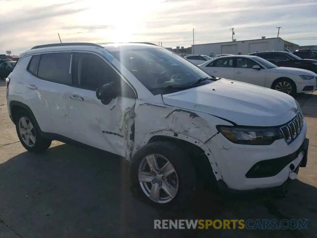 4 fotografías del automóvil dañado 3C4NJCBB3NT205261 JEEP COMPASS 2022