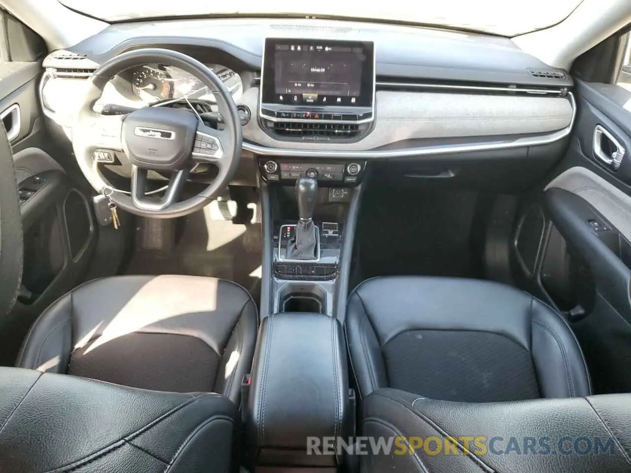 8 fotografías del automóvil dañado 3C4NJCBB5NT218089 JEEP COMPASS 2022