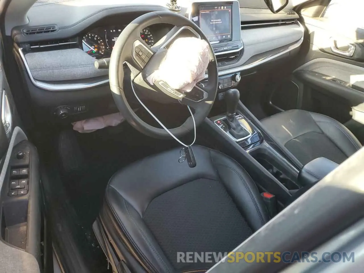 8 fotografías del automóvil dañado 3C4NJCBB6NT119314 JEEP COMPASS 2022