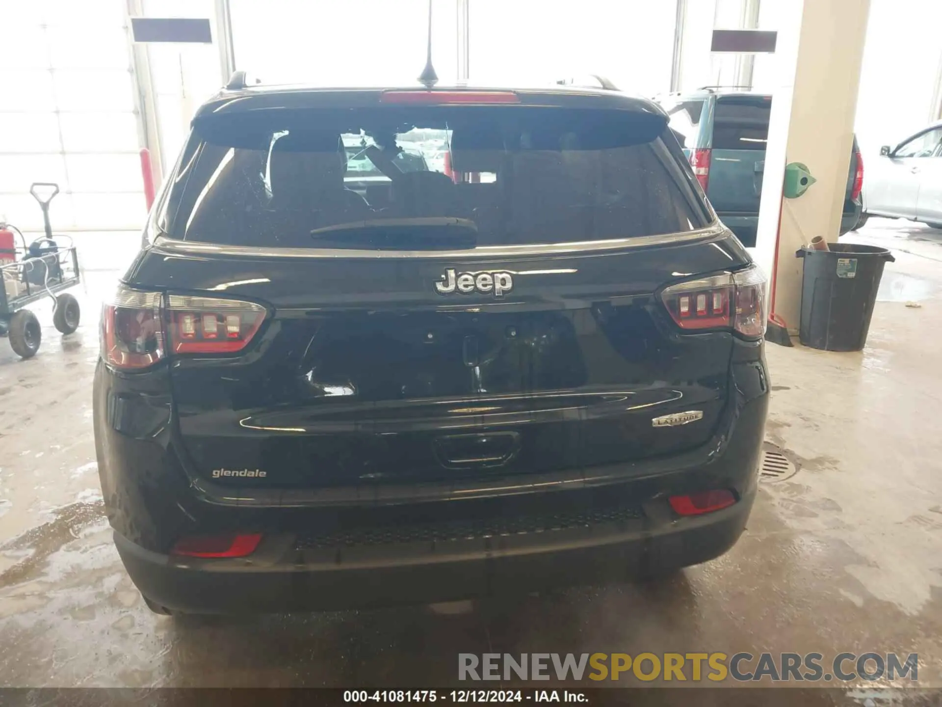 17 fotografías del automóvil dañado 3C4NJCBB6NT139191 JEEP COMPASS 2022