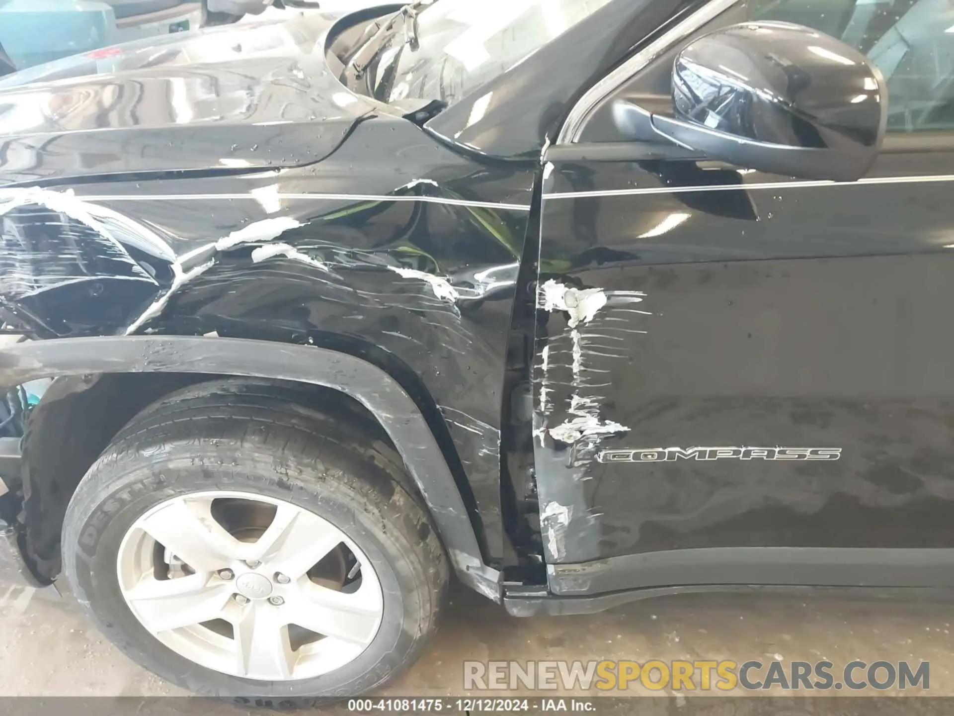 19 fotografías del automóvil dañado 3C4NJCBB6NT139191 JEEP COMPASS 2022