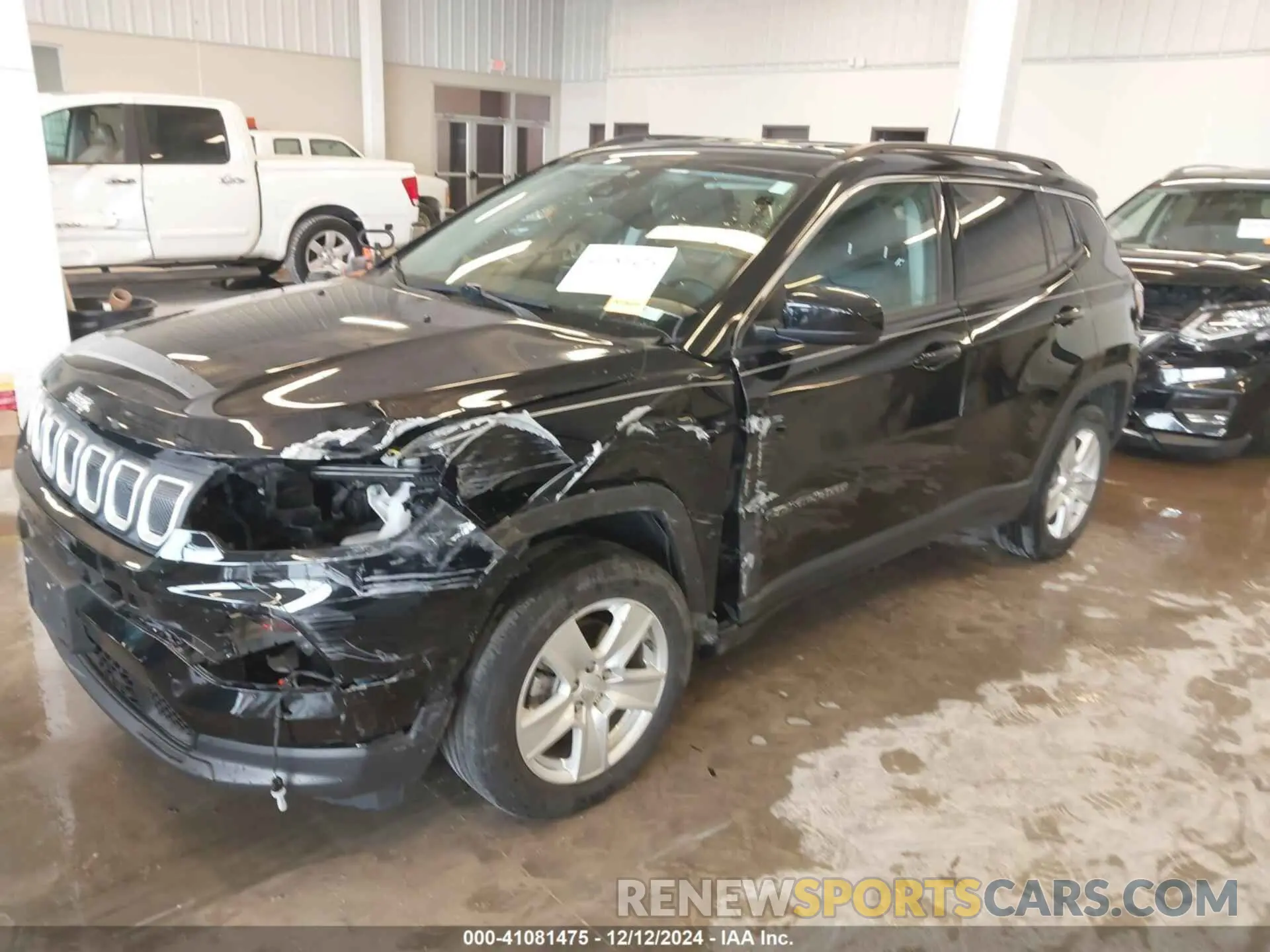 2 fotografías del automóvil dañado 3C4NJCBB6NT139191 JEEP COMPASS 2022