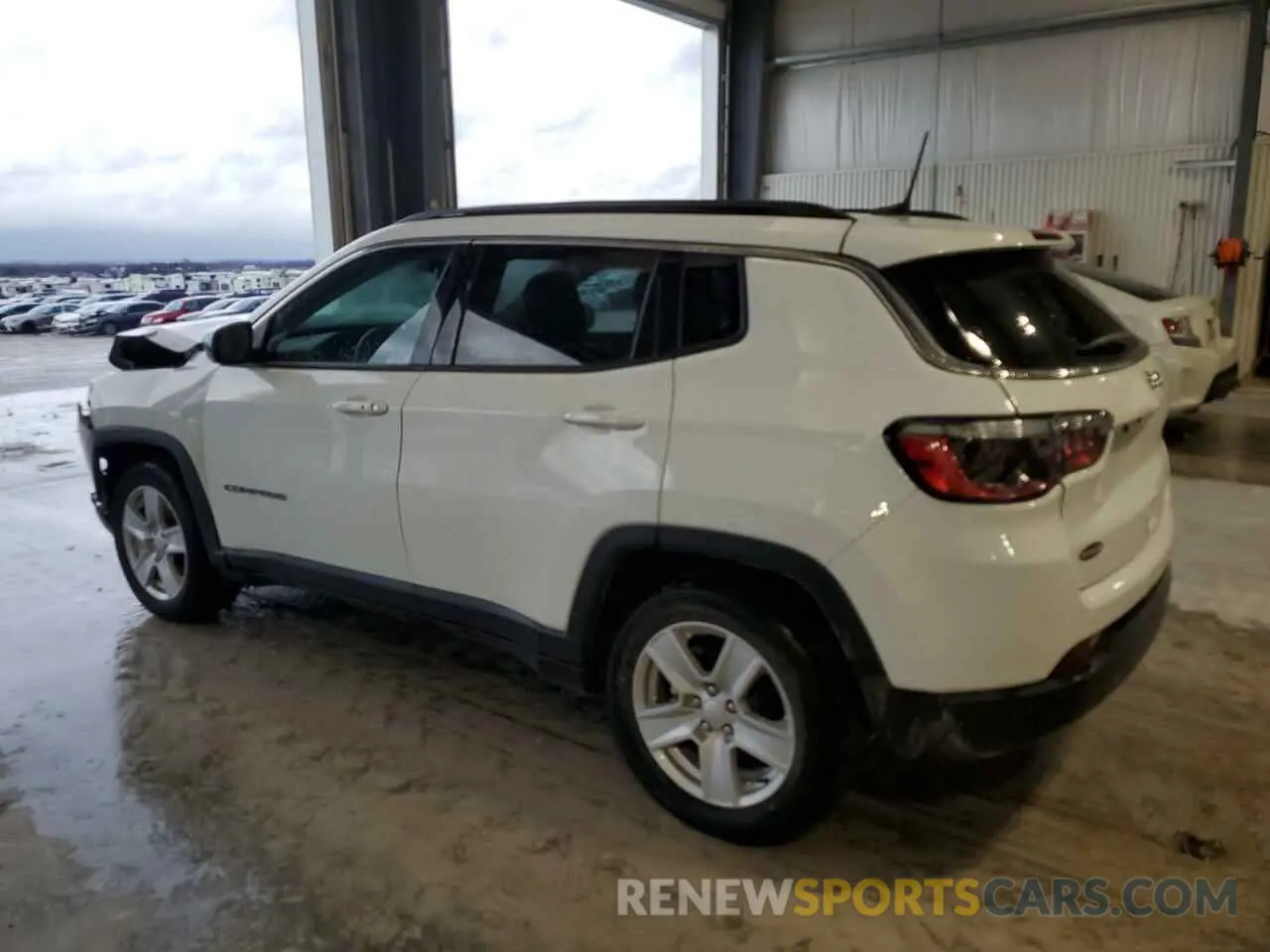 2 fotografías del automóvil dañado 3C4NJCBB6NT214391 JEEP COMPASS 2022
