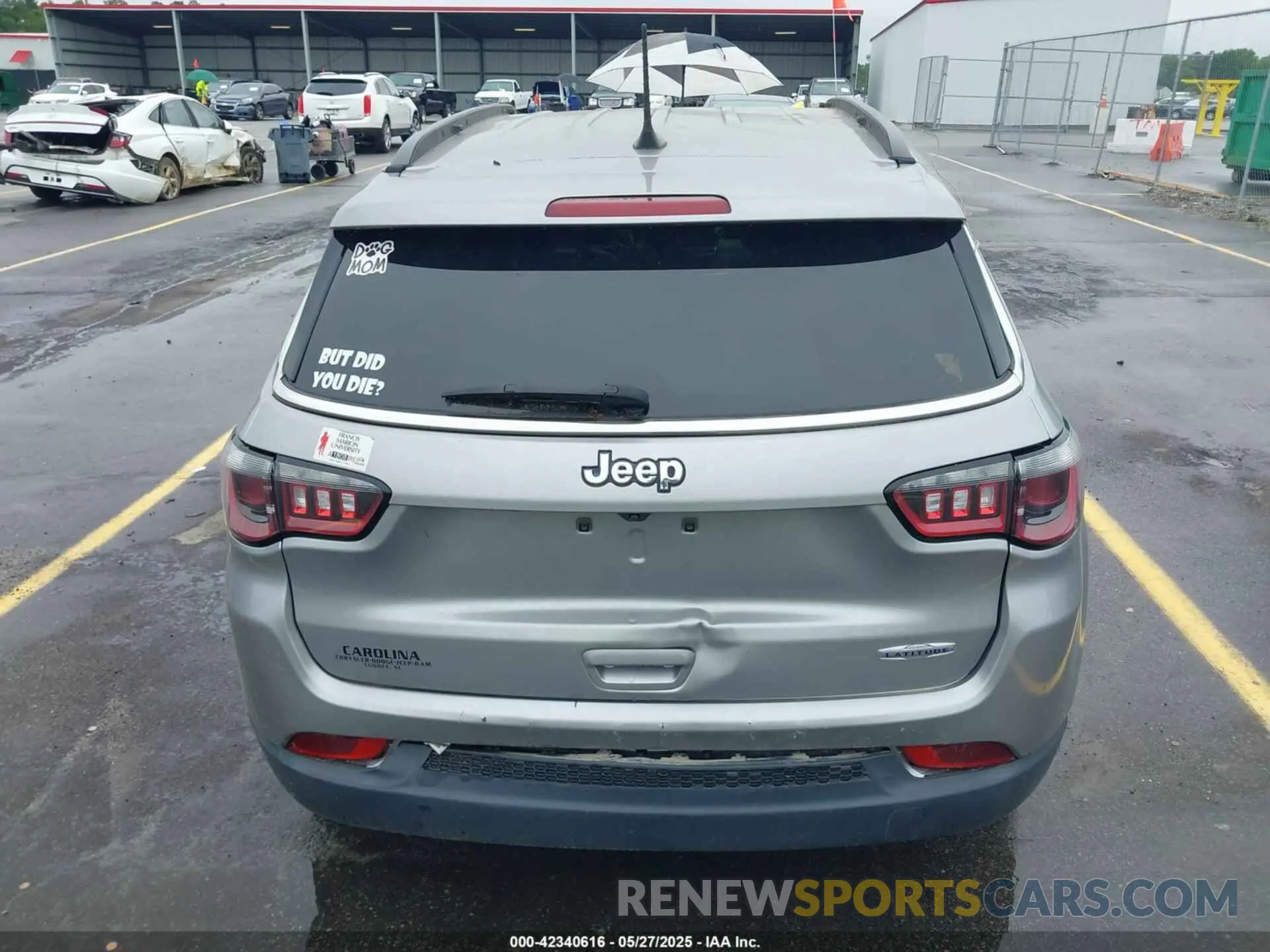 15 fotografías del automóvil dañado 3C4NJCBB6NT228906 JEEP COMPASS 2022