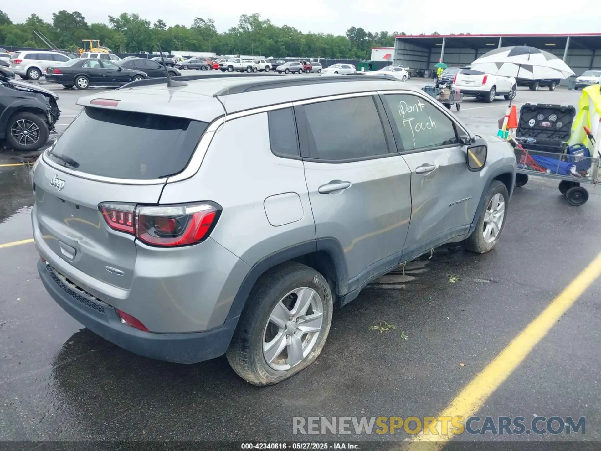 4 fotografías del automóvil dañado 3C4NJCBB6NT228906 JEEP COMPASS 2022