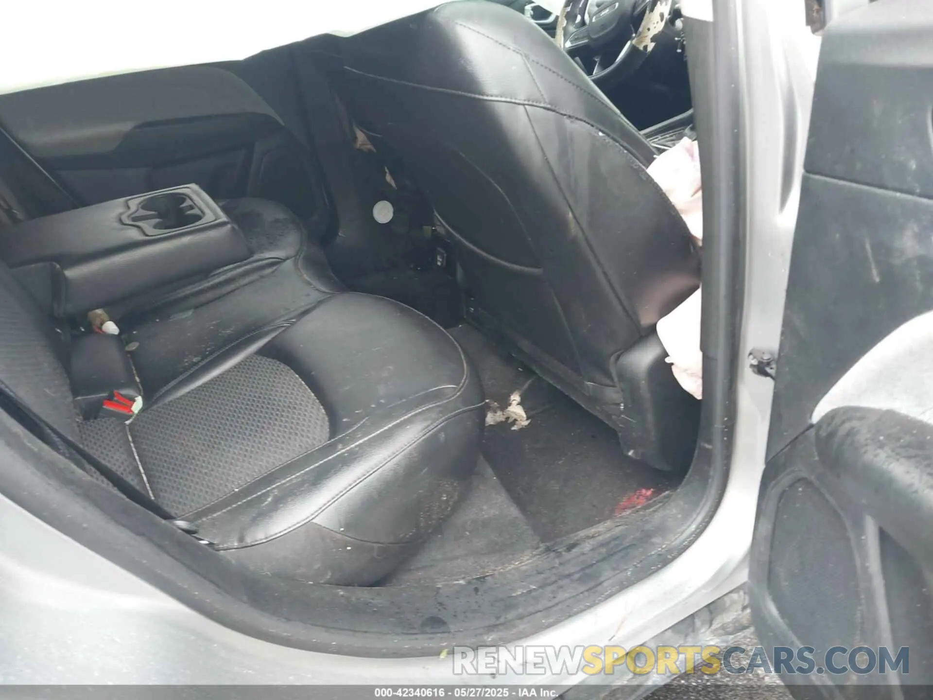8 fotografías del automóvil dañado 3C4NJCBB6NT228906 JEEP COMPASS 2022