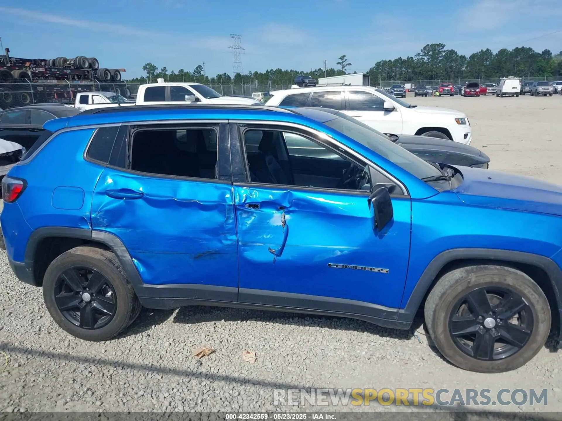 13 fotografías del automóvil dañado 3C4NJCBB6NT229148 JEEP COMPASS 2022