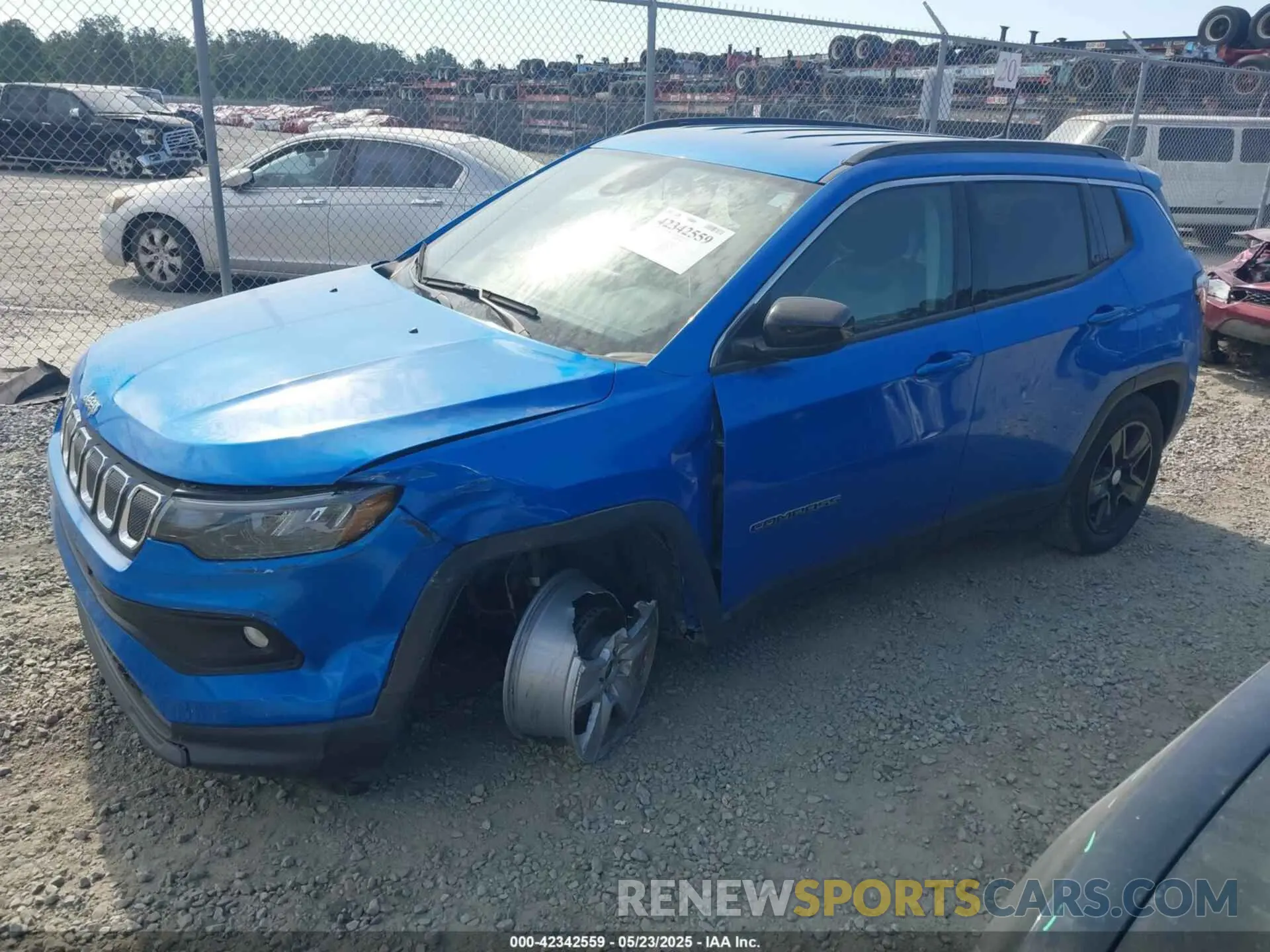 2 fotografías del automóvil dañado 3C4NJCBB6NT229148 JEEP COMPASS 2022