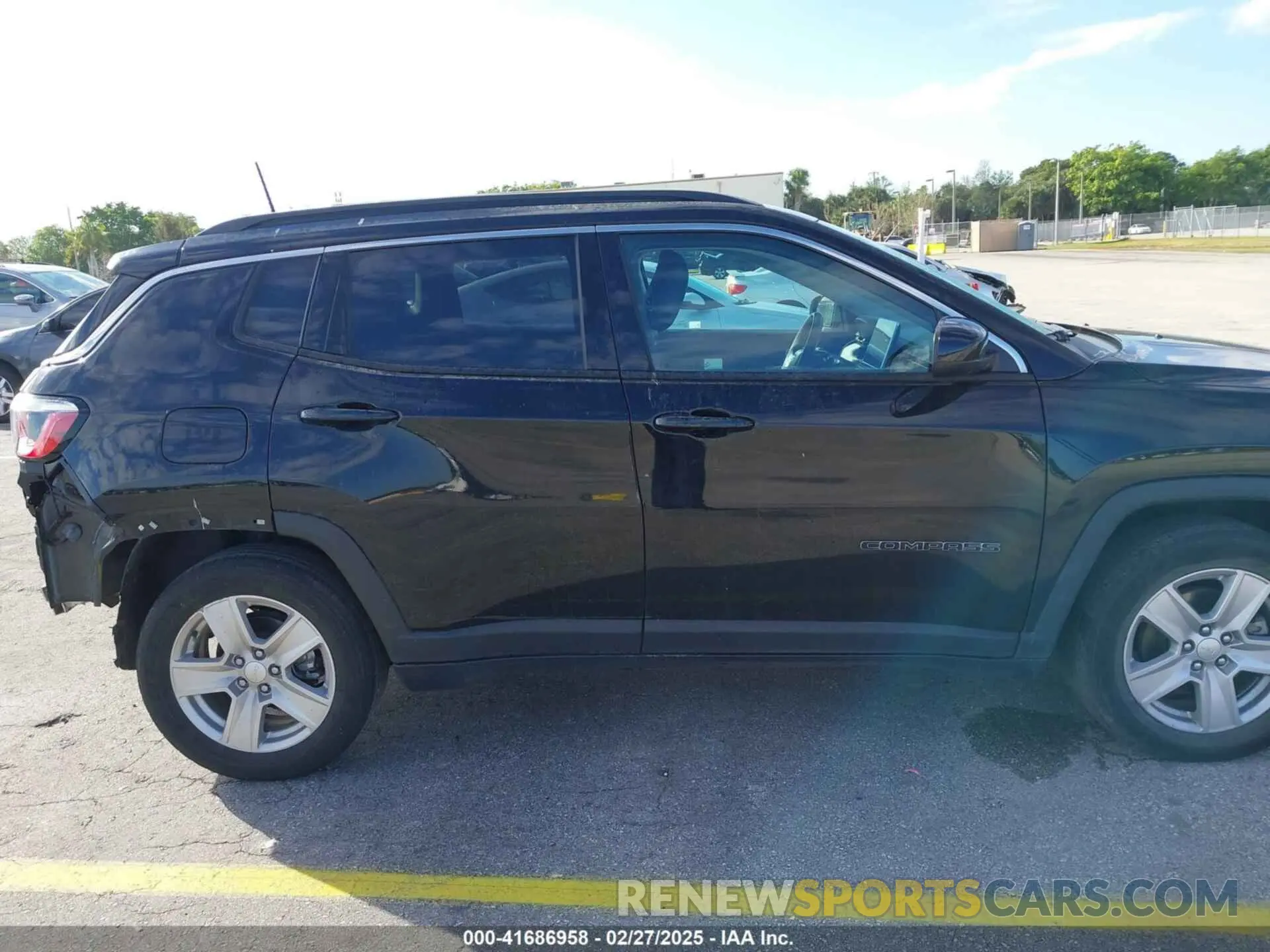 14 fotografías del automóvil dañado 3C4NJCBB6NT229344 JEEP COMPASS 2022